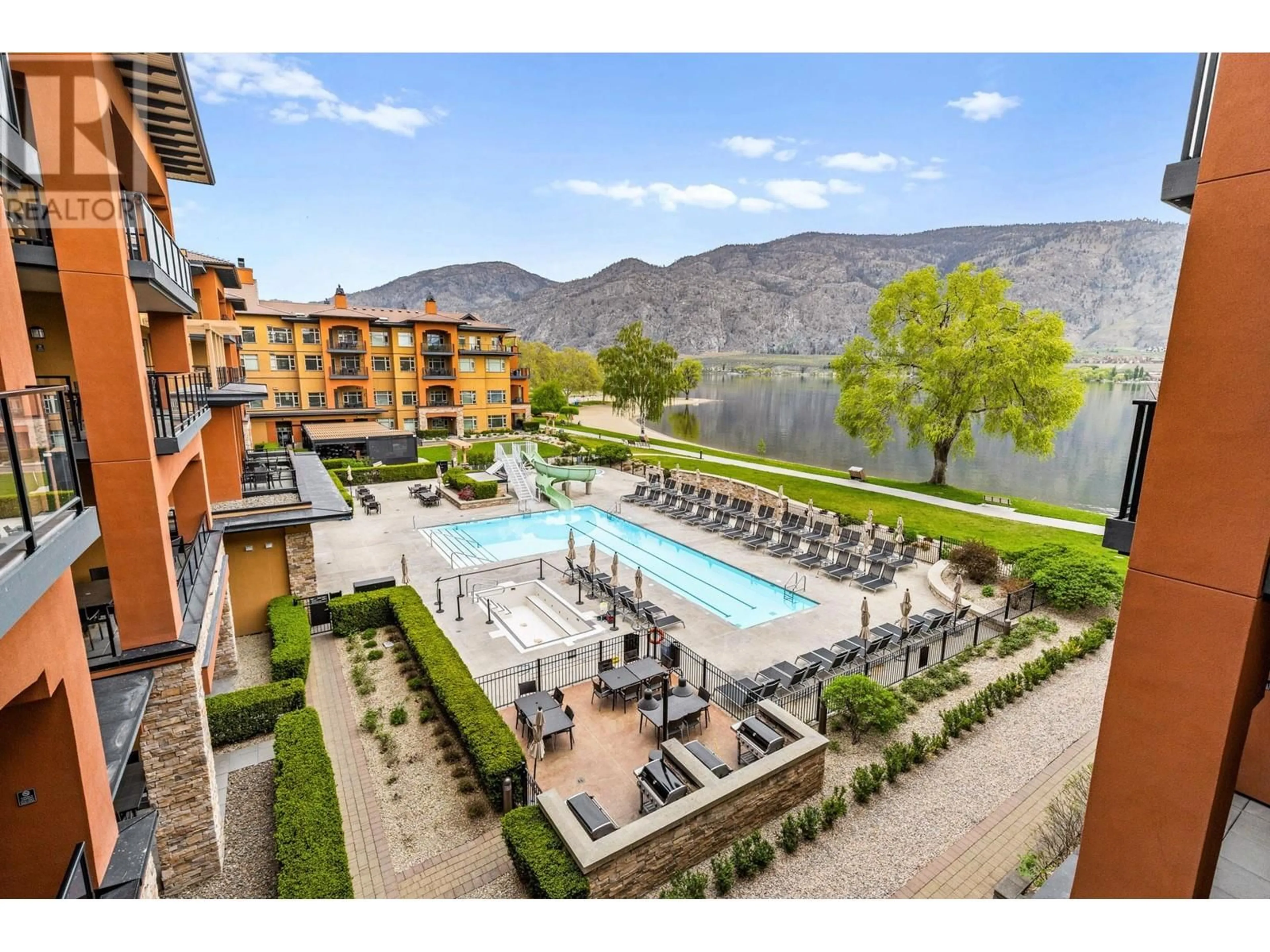Patio, water/lake/river/ocean view for 333 - 15 PARK PLACE, Osoyoos British Columbia V0H1V0