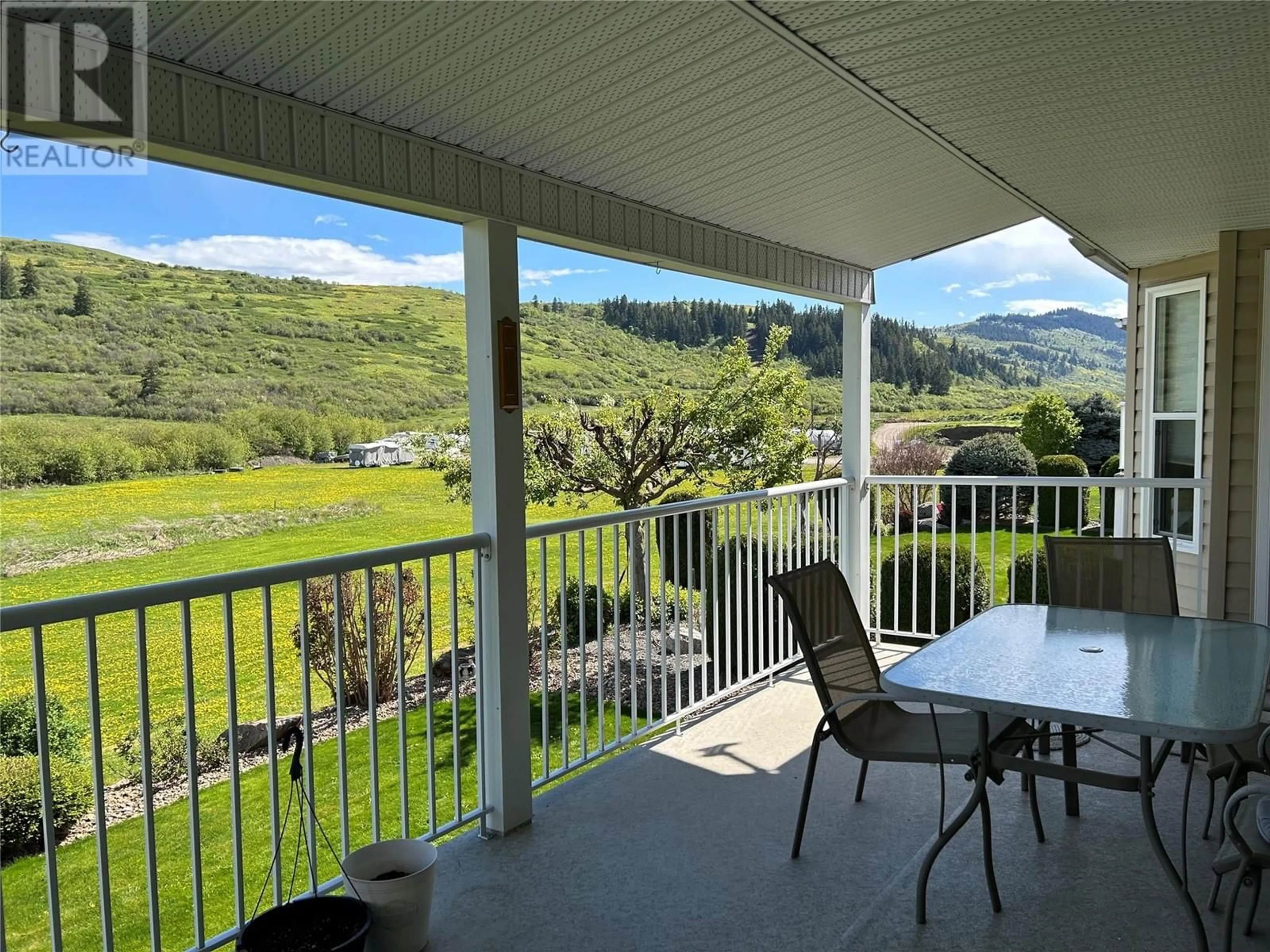Patio, water/lake/river/ocean view for 684 6 STREET, Vernon British Columbia V1H1Z1