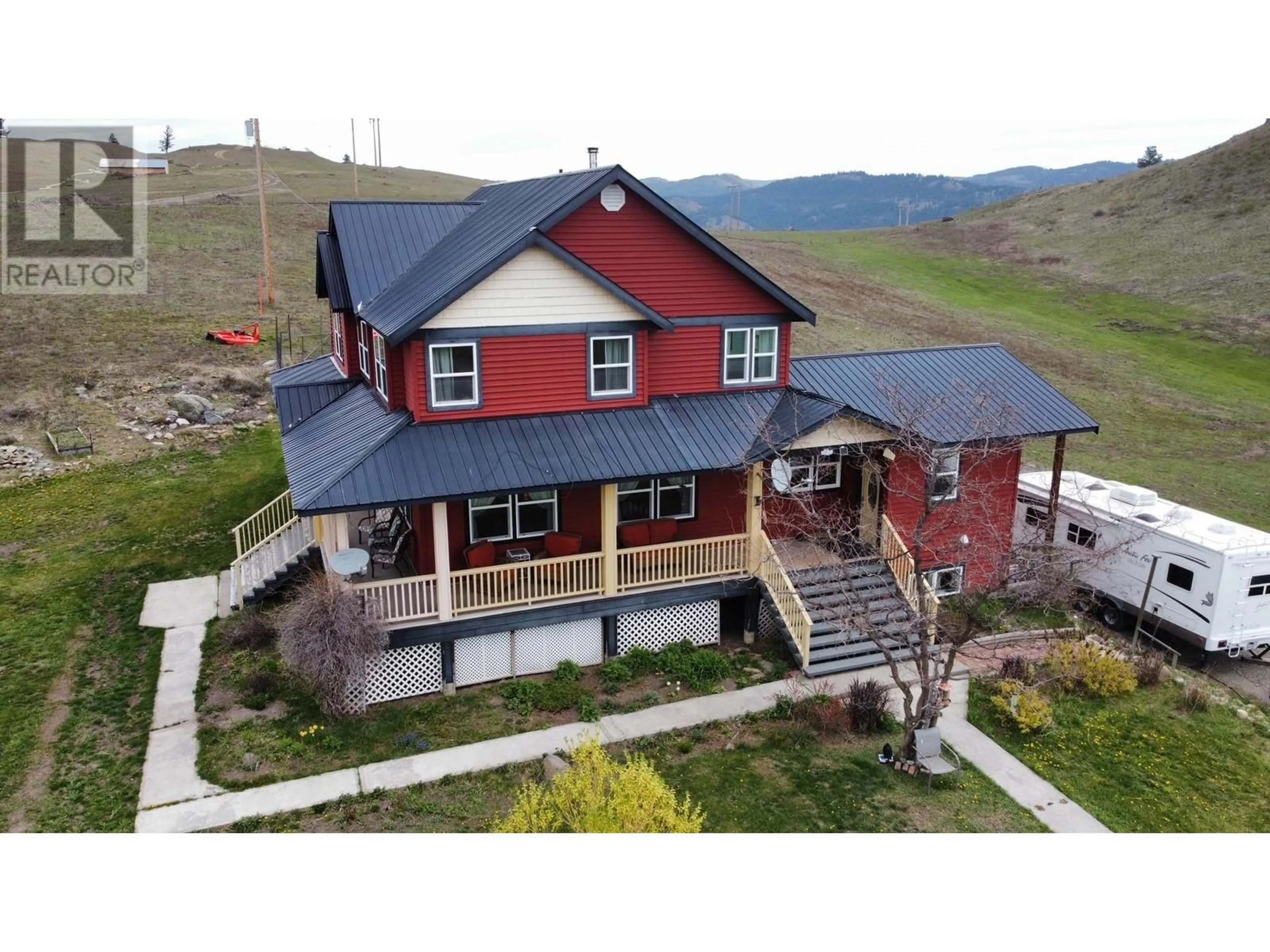 A pic from outside/outdoor area/front of a property/back of a property/a pic from drone, building for 1670 HULME CREEK ROAD, Rock Creek British Columbia V0H1Y0
