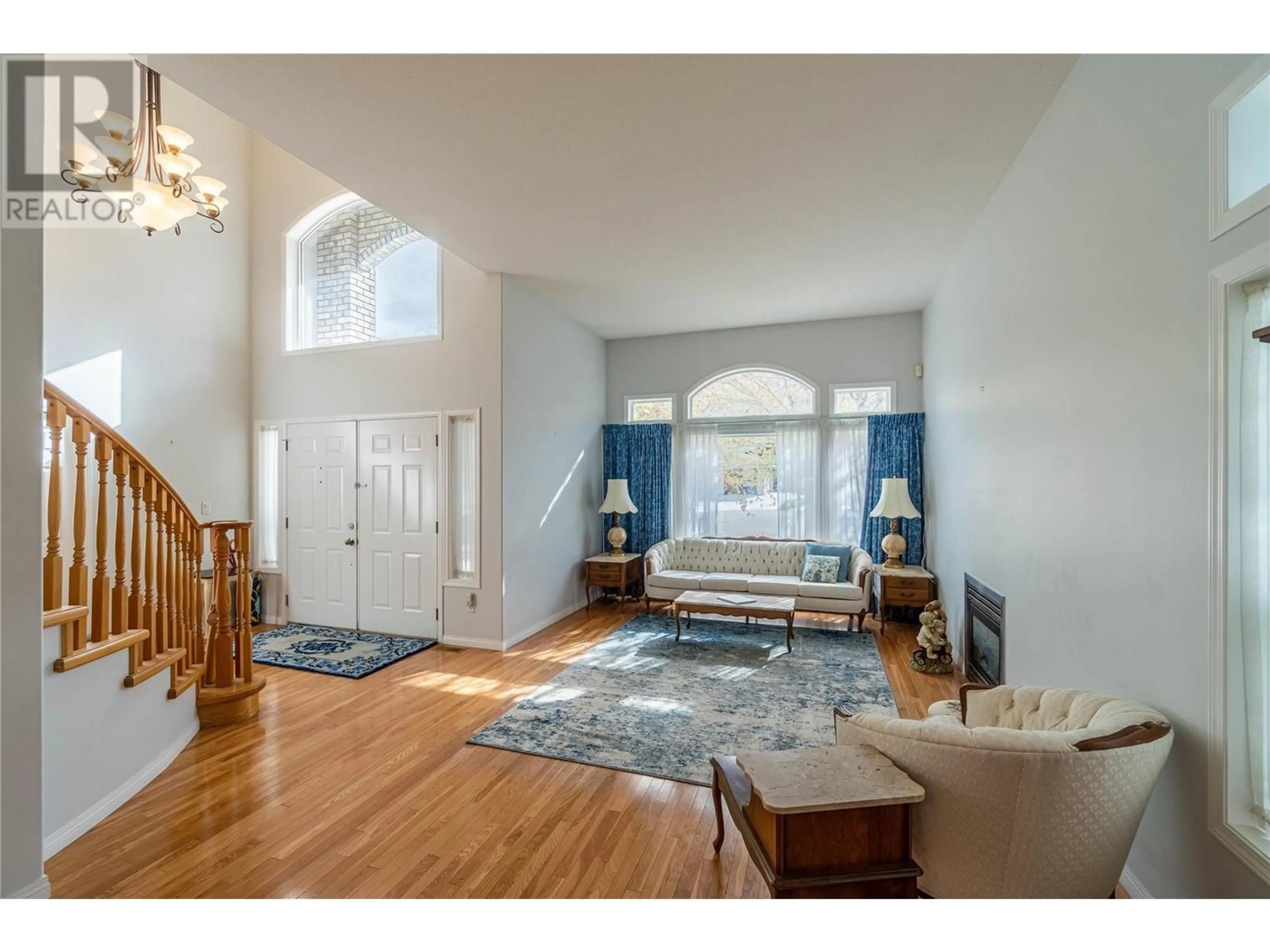 Indoor entryway for 550 MCCURRACH PLACE, Kamloops British Columbia V2B8R1