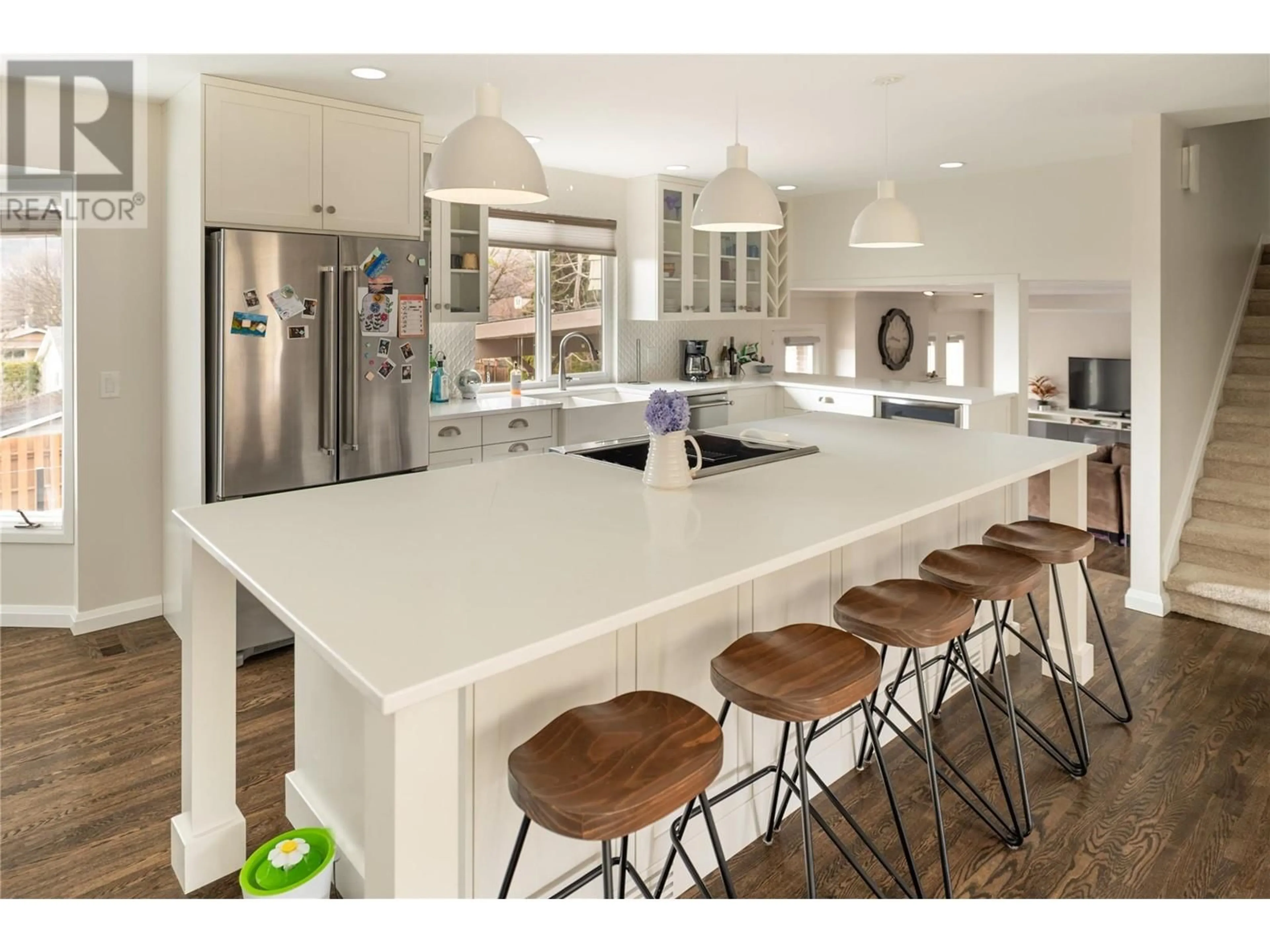 Open concept kitchen, unknown for 990 WALKER DRIVE, Kelowna British Columbia V1Y7T3