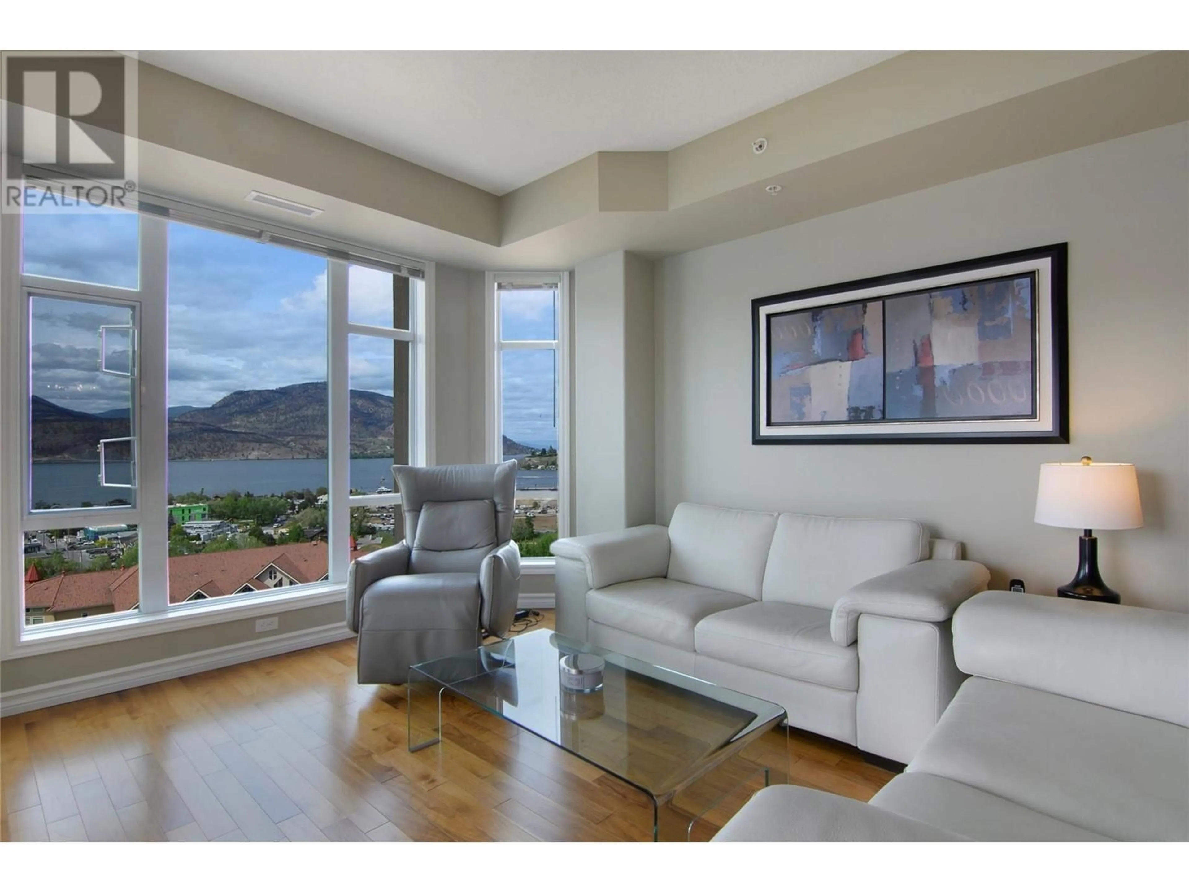 Living room with furniture, unknown for 1703 - 1128 SUNSET DRIVE, Kelowna British Columbia V1Y9W7