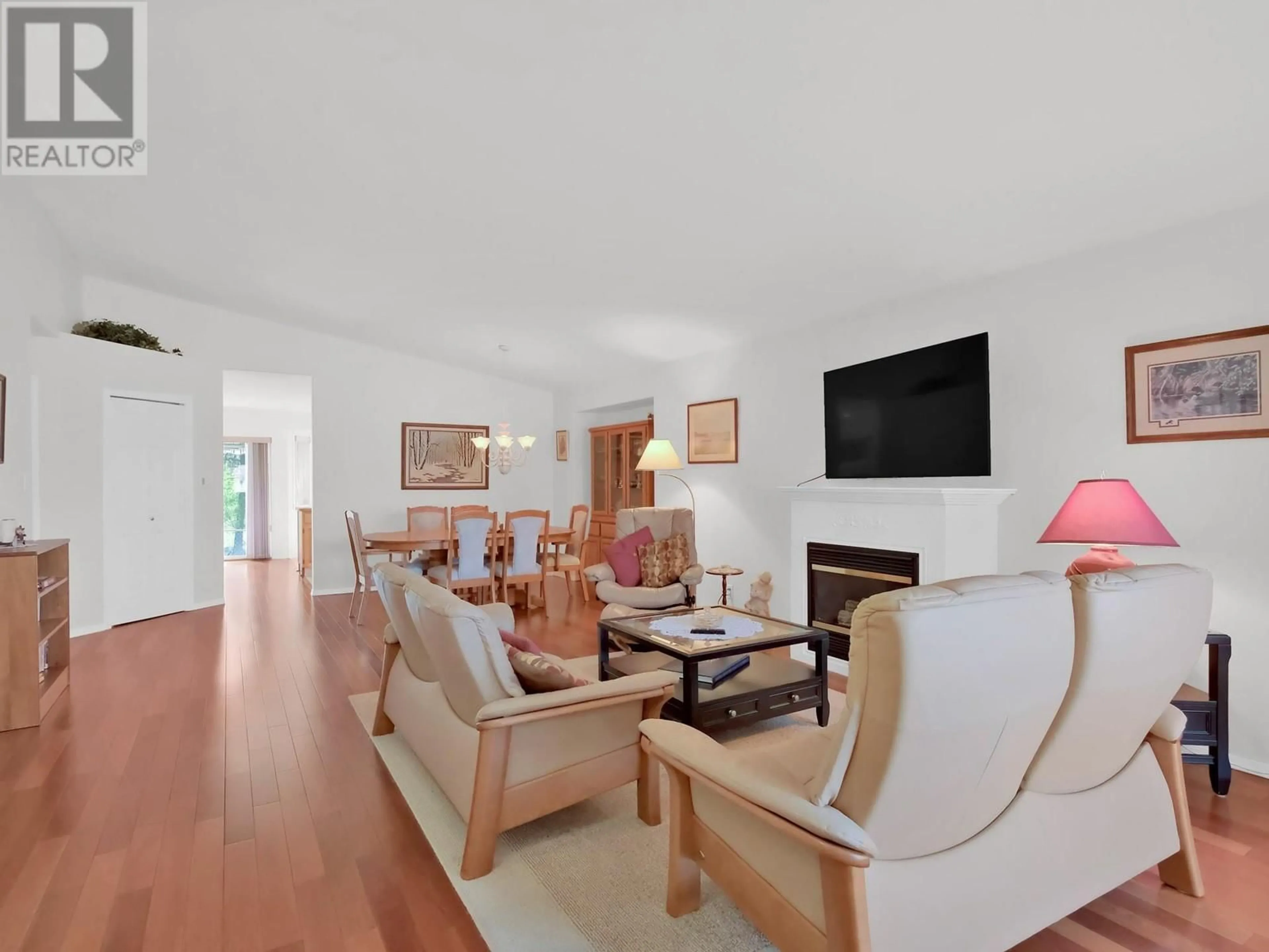 Living room with furniture, unknown for 115 - 1634 CARMI AVENUE, Penticton British Columbia V2A8K5