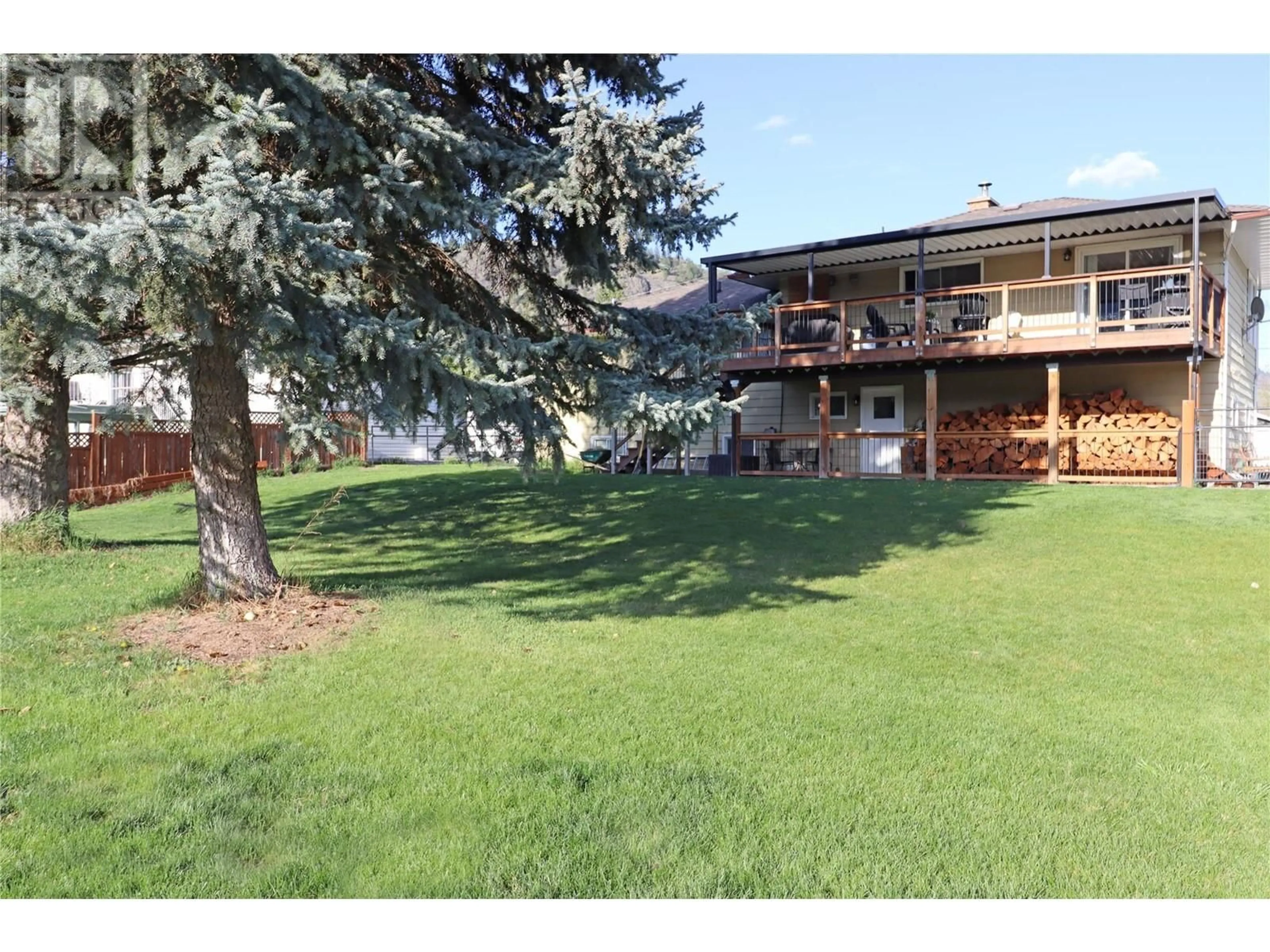 A pic from outside/outdoor area/front of a property/back of a property/a pic from drone, water/lake/river/ocean view for 7661 PHOENIX WAY, Grand Forks British Columbia V0H1H0