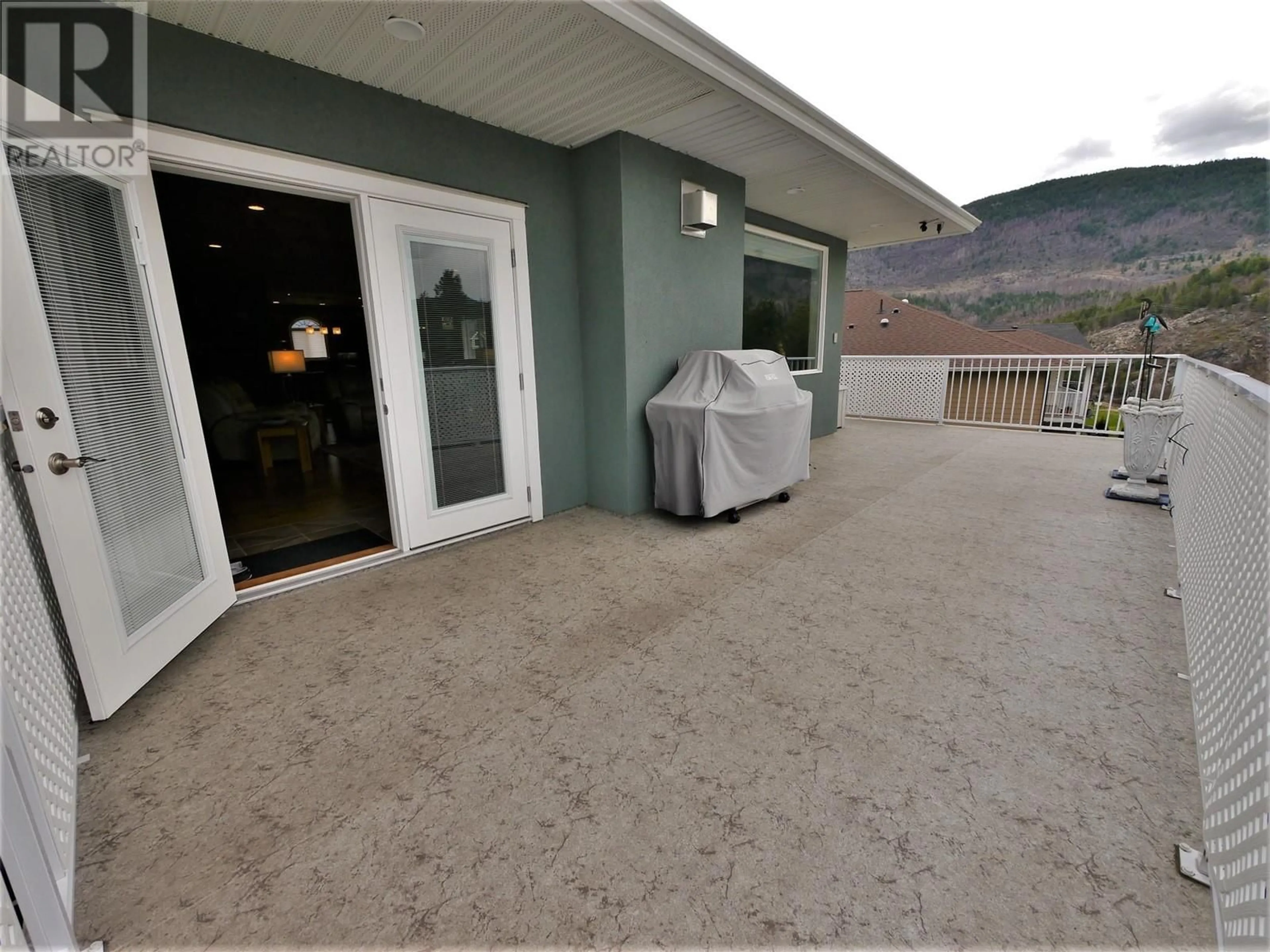 Patio, unknown for 3781 WILLISTON ROAD, Castlegar British Columbia V1L4Y4