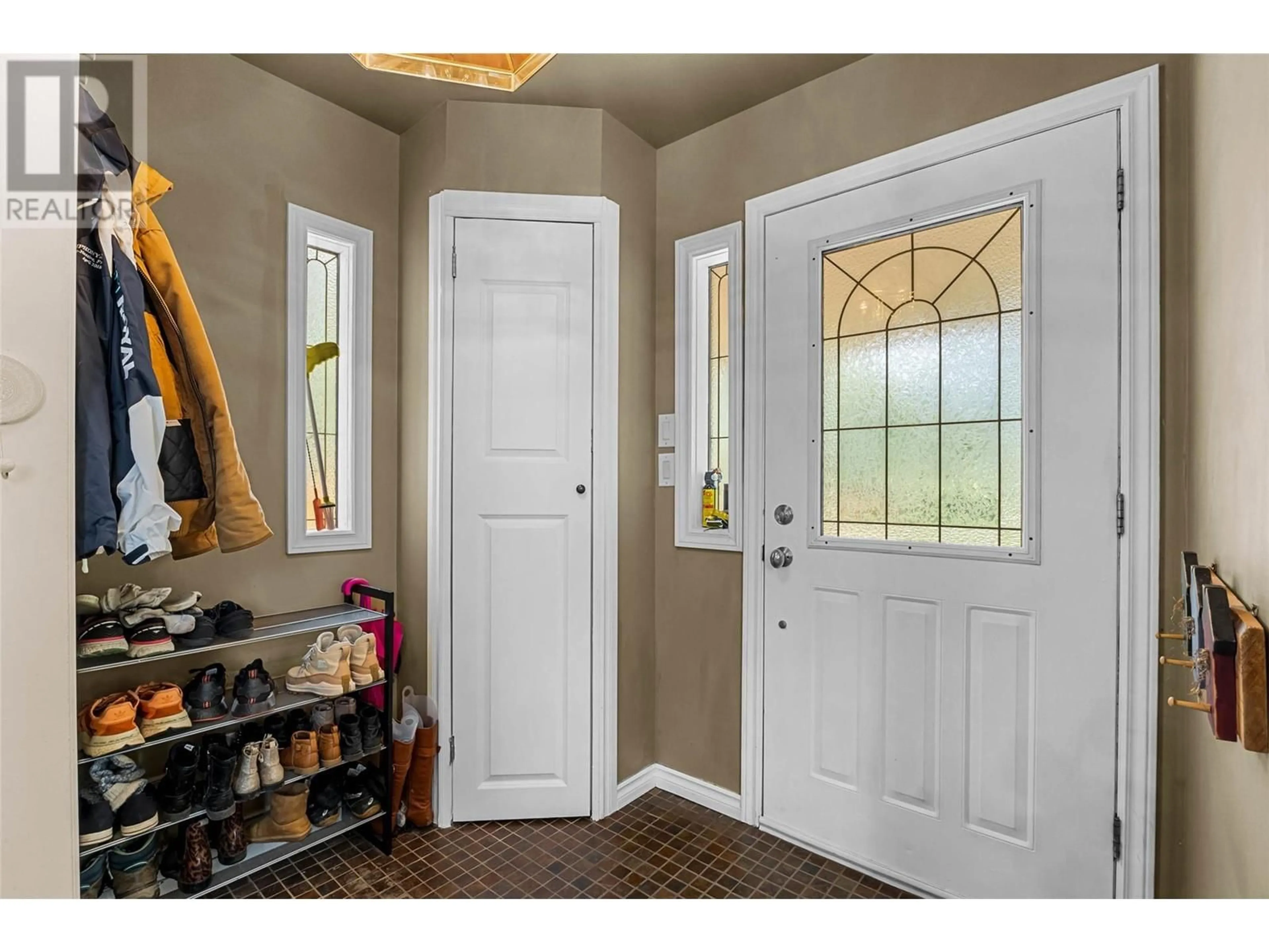 Indoor entryway for 5214 KAMLOOPS VERNON HIGHWAY, Westwold British Columbia V0E3B1