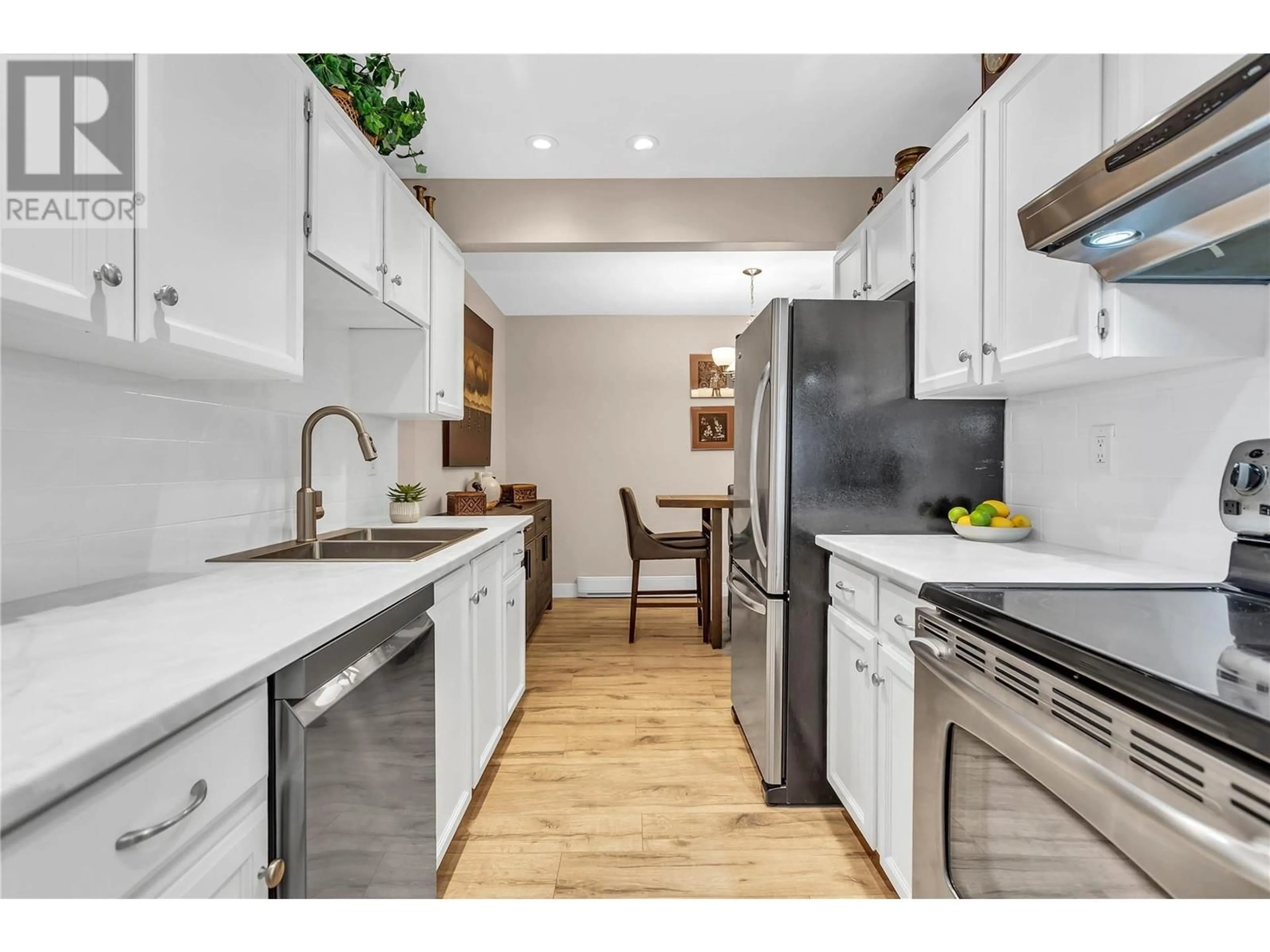 Unknown for 218 - 575 SUTHERLAND AVENUE, Kelowna British Columbia V1Y8V1