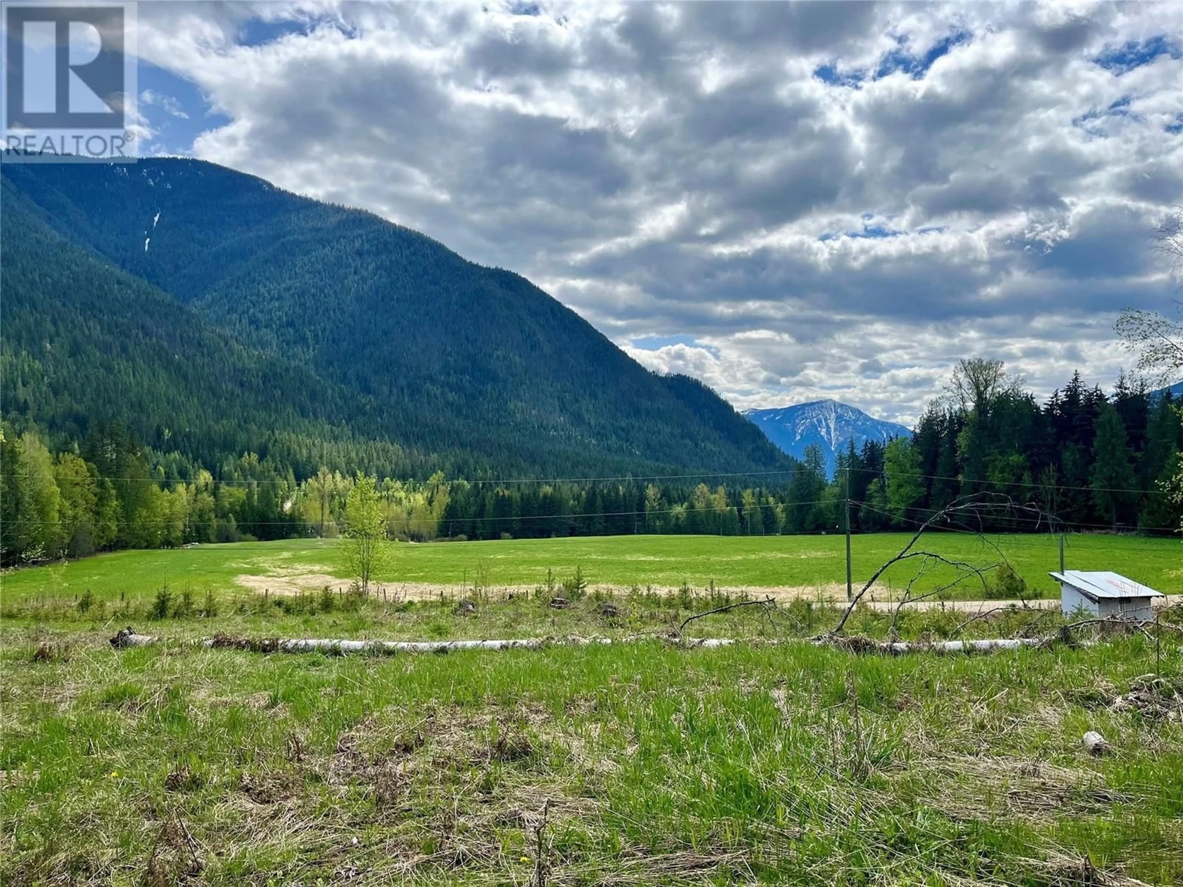 A pic from outside/outdoor area/front of a property/back of a property/a pic from drone, mountain view for 864 BARTLEY ROAD, Nakusp British Columbia V0G1R0