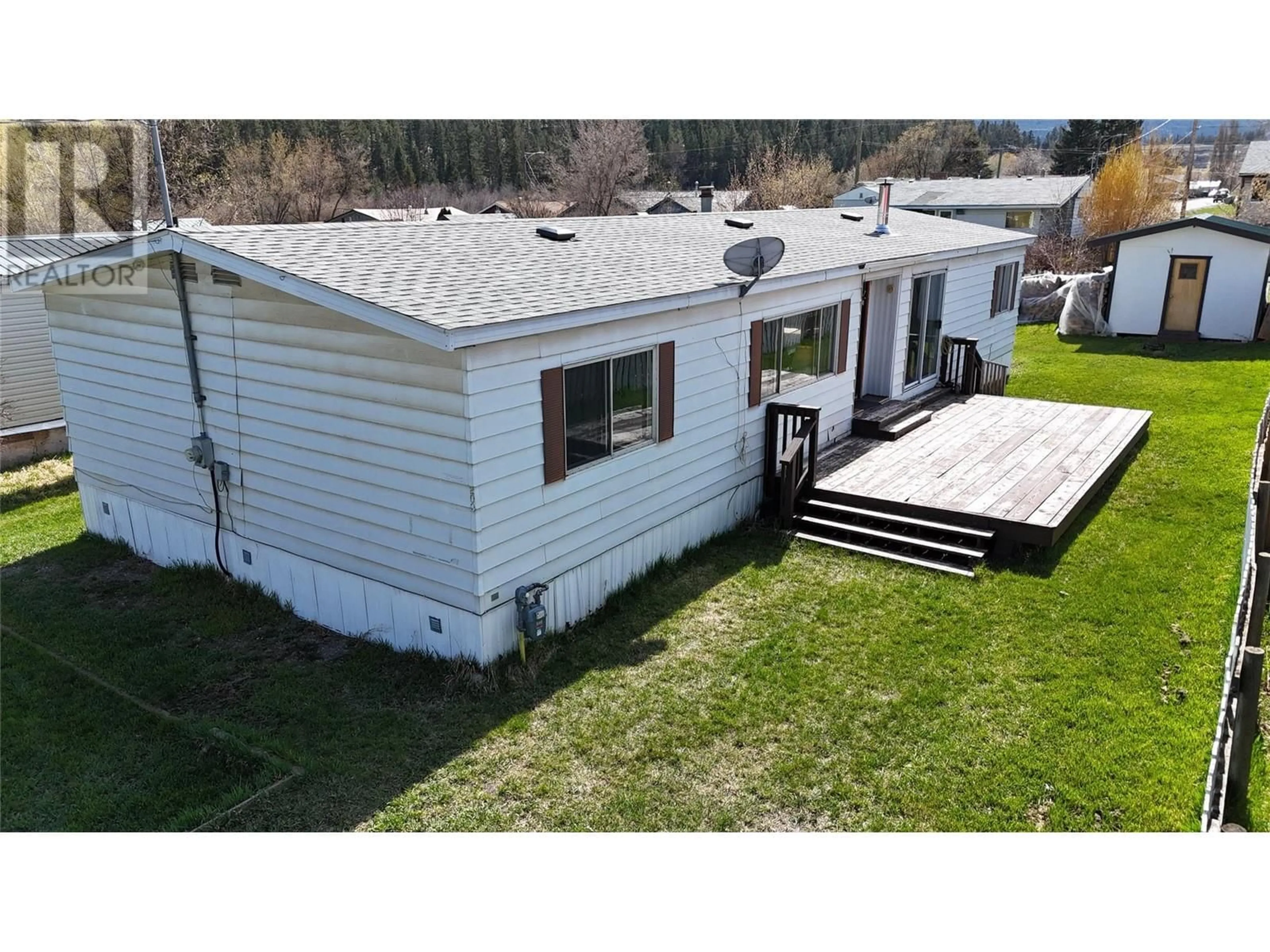 A pic from outside/outdoor area/front of a property/back of a property/a pic from drone, unknown for 209 FOSTER AVENUE, Clinton British Columbia V0K1K0