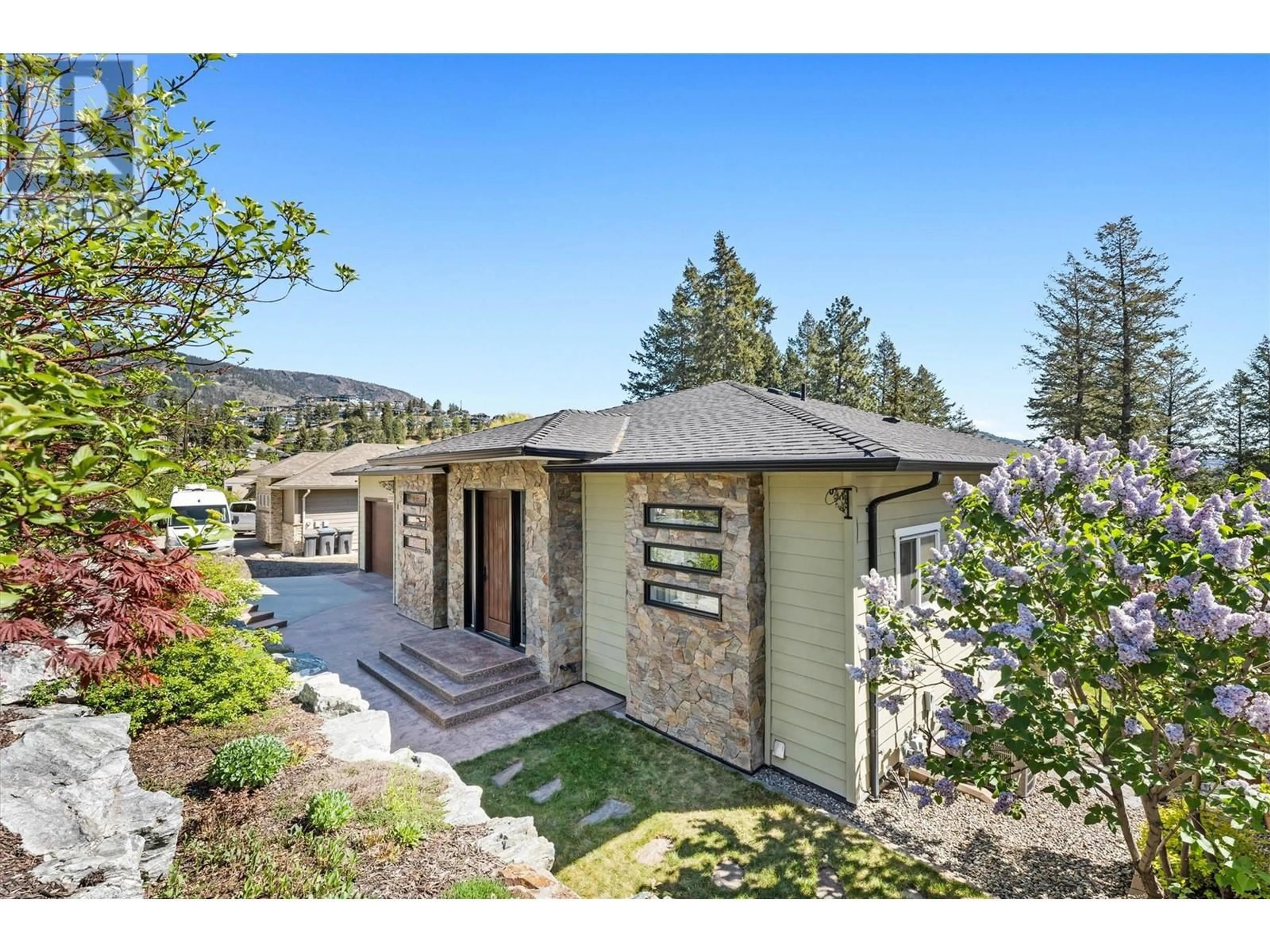 A pic from outside/outdoor area/front of a property/back of a property/a pic from drone, mountain view for 3307 BROADVIEW ROAD, West Kelowna British Columbia V4T1N1