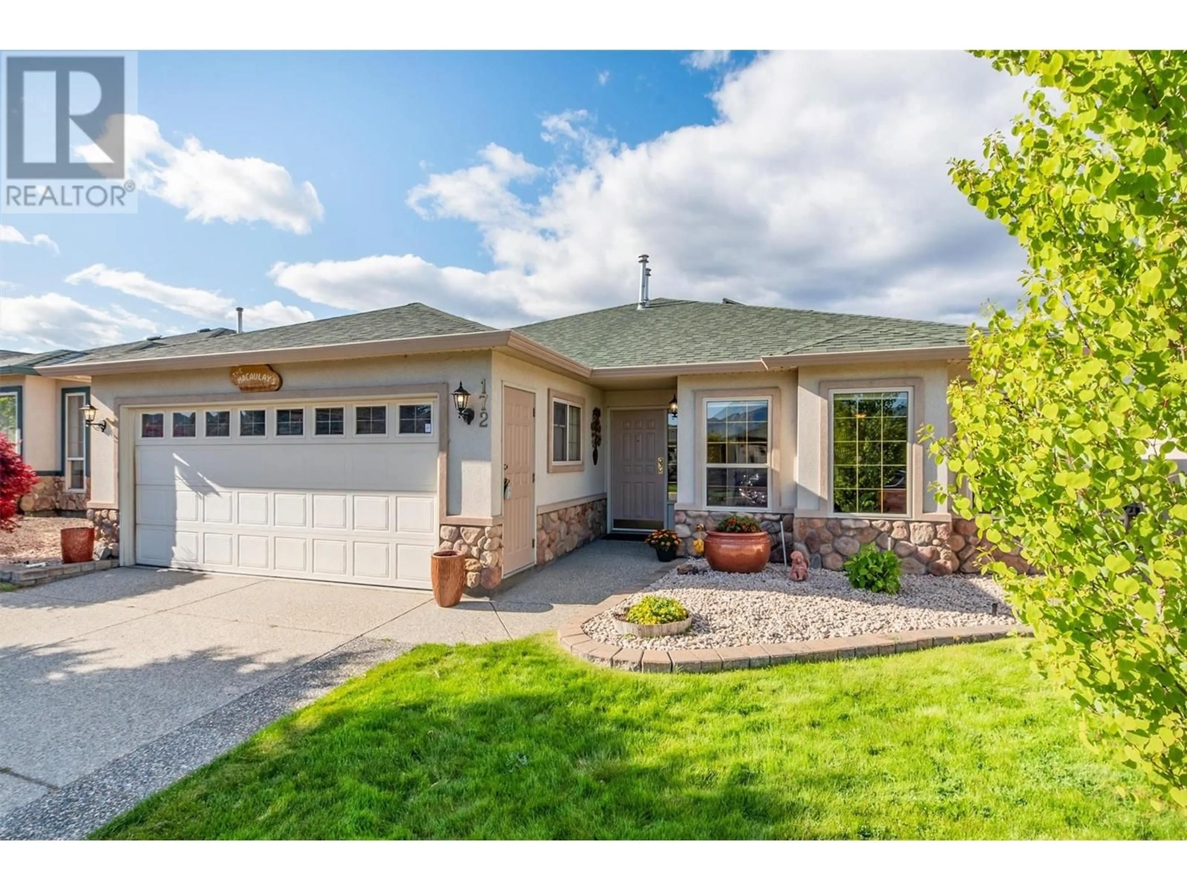 Home with vinyl exterior material, street for 172 - 2330 BUTT ROAD, West Kelowna British Columbia V4T2L3