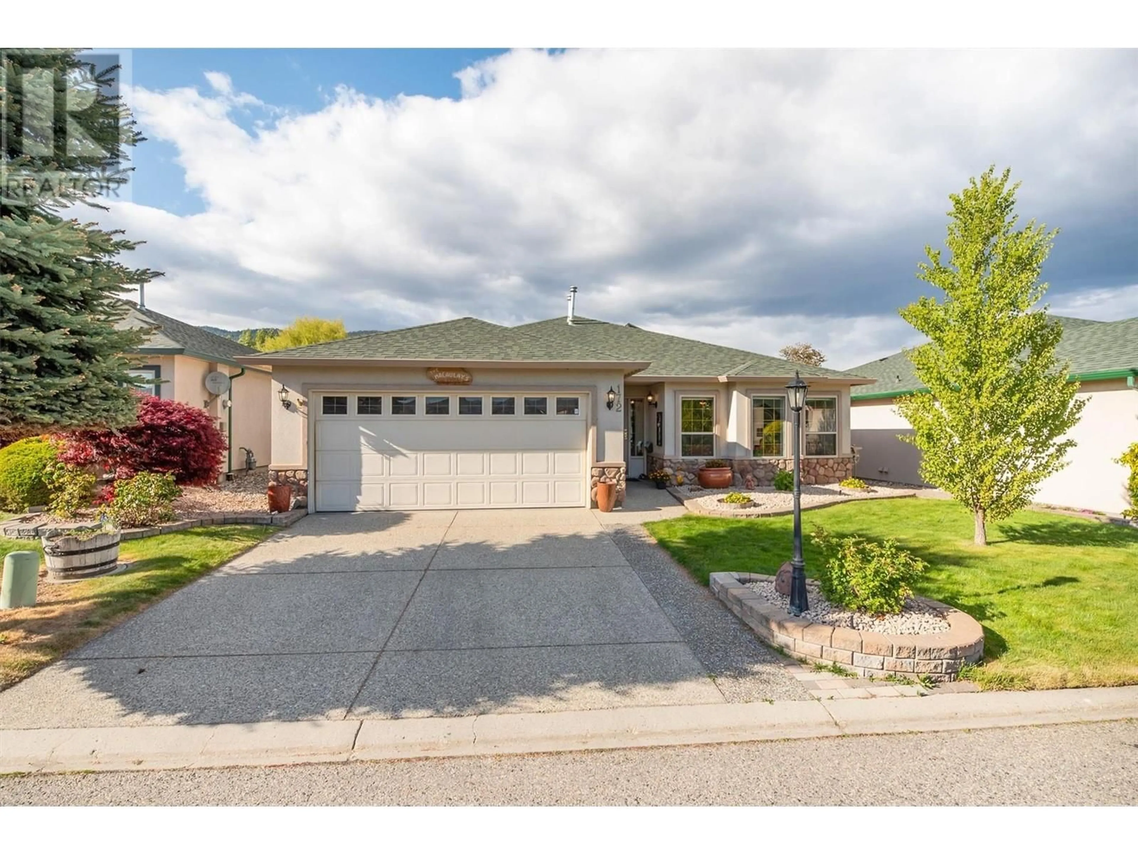 Home with vinyl exterior material, street for 172 - 2330 BUTT ROAD, West Kelowna British Columbia V4T2L3
