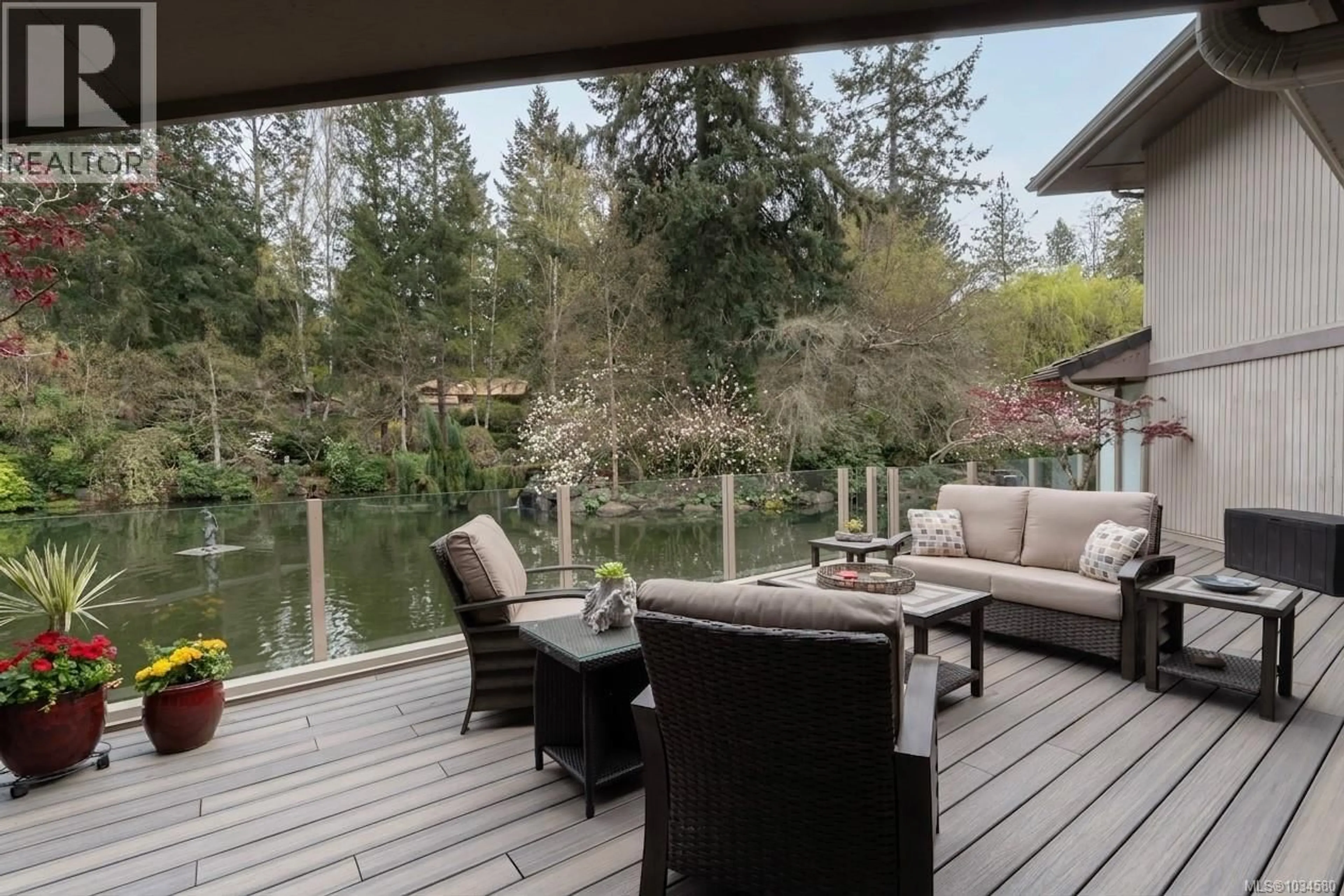 Patio, water/lake/river/ocean view for 3 - 1040 PONDWOOD LANE, Saanich British Columbia V8X4S6