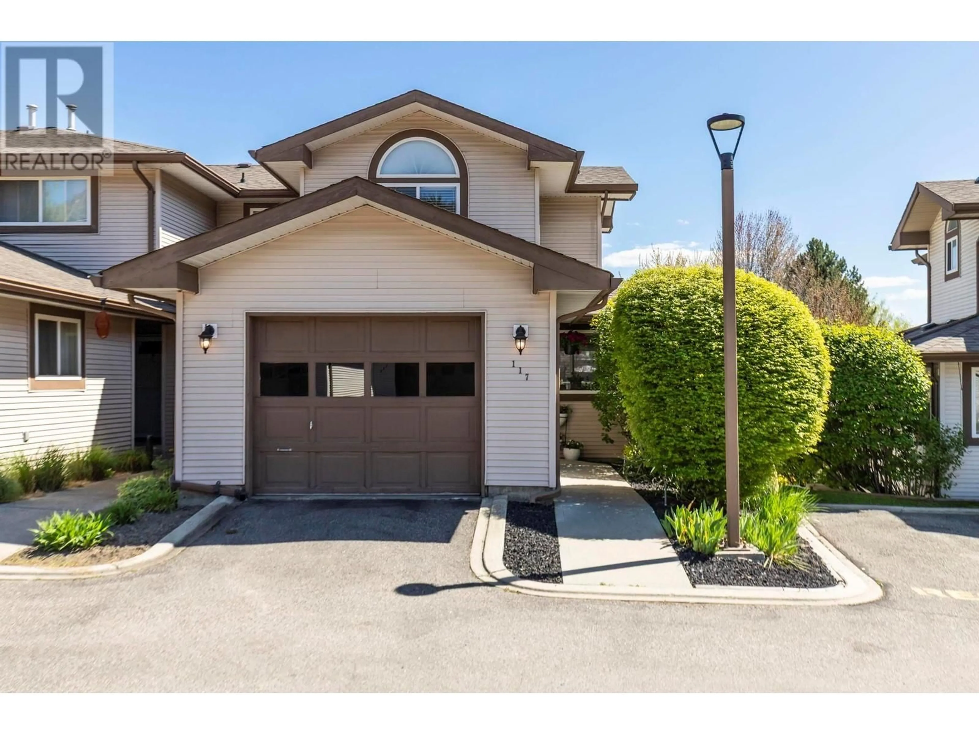 Unknown for 117 - 133 WYNDHAM CRESCENT, Kelowna British Columbia V1V1Y8