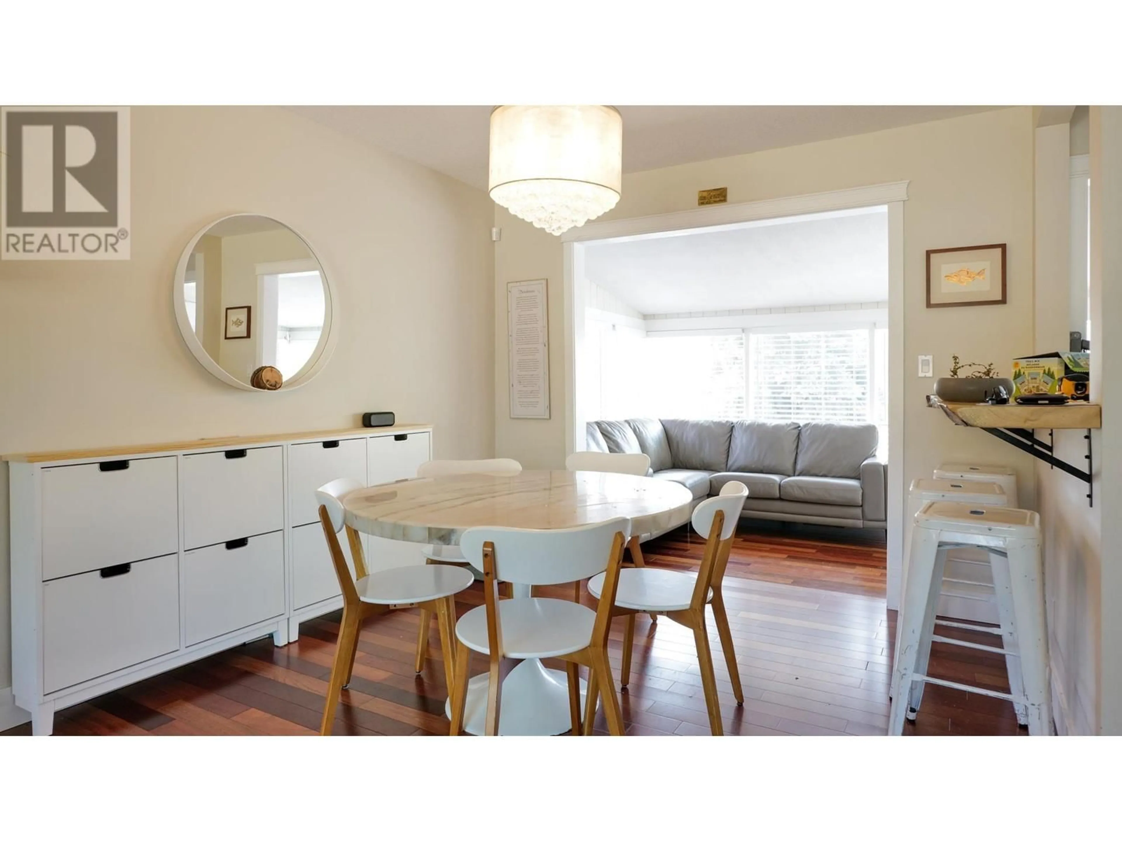 Dining room, wood/laminate floor for 1006 33 AVENUE, Vernon British Columbia V1T6R7