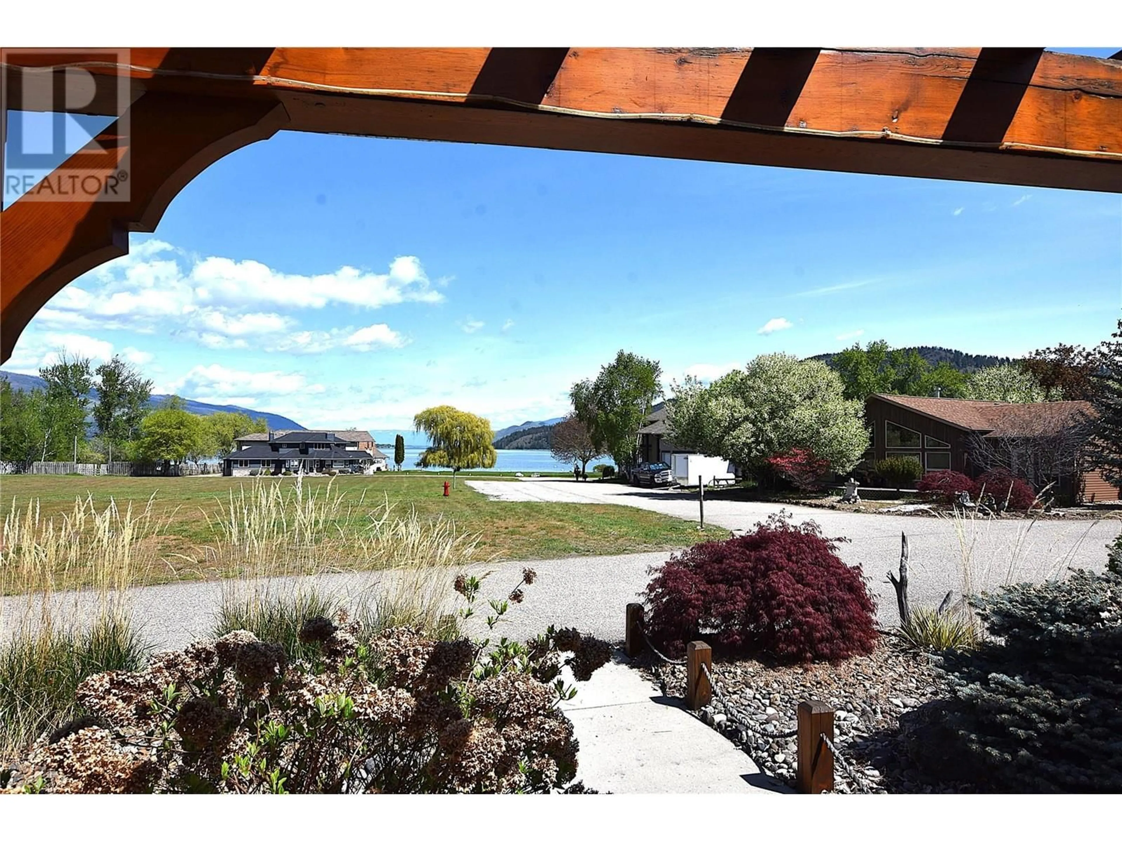 Patio, water/lake/river/ocean view for 605 ELK STREET, Vernon British Columbia V1H2A1
