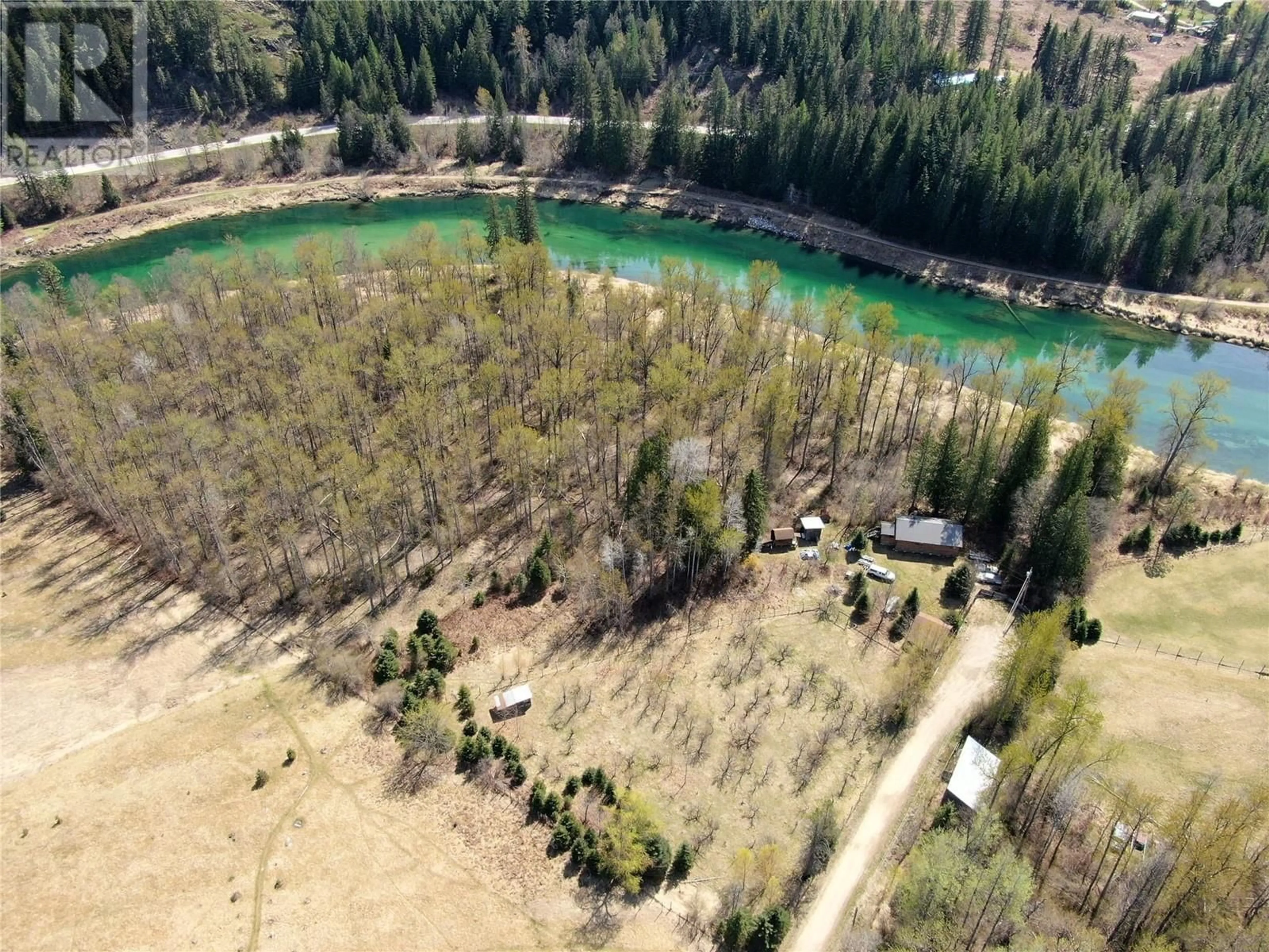 A pic from outside/outdoor area/front of a property/back of a property/a pic from drone, forest/trees view for 6268 PICARD ROAD, Appledale British Columbia V0G2J0
