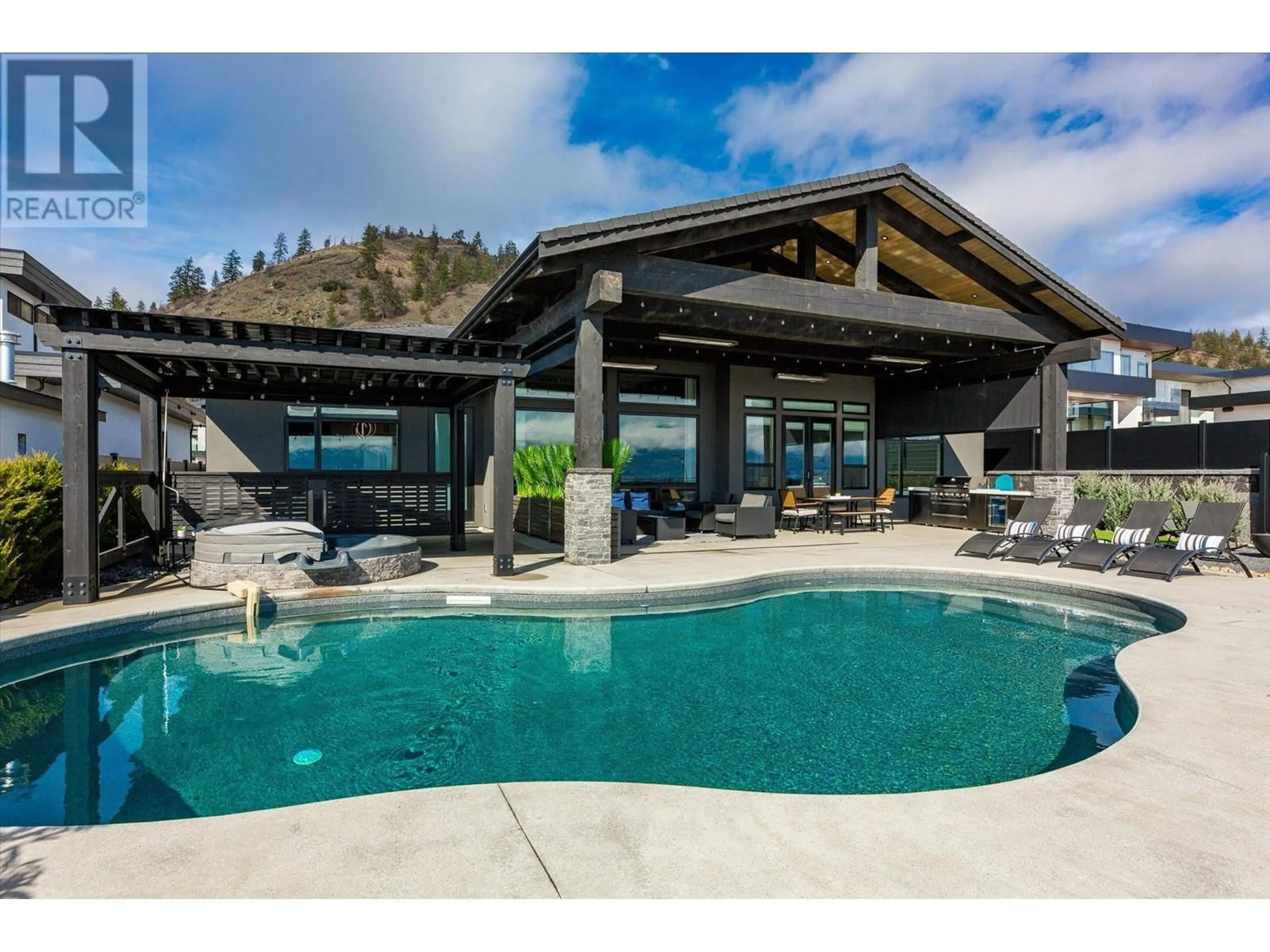 Pool for 1547 CABERNET WAY, West Kelowna British Columbia V4T0E1