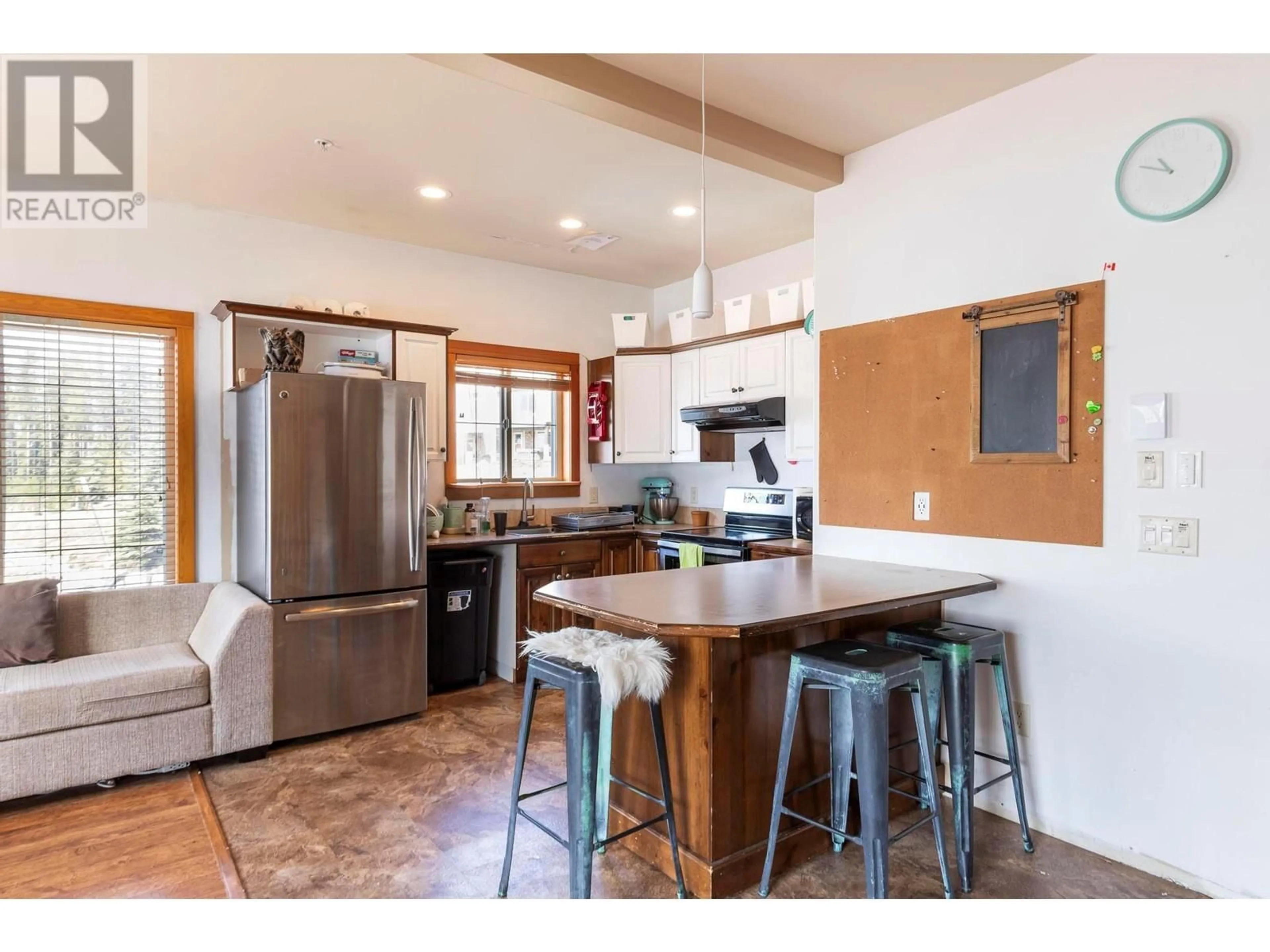 Open concept kitchen, unknown for 19 - 5015 SNOWBIRD WAY, Big White British Columbia V1P1T4