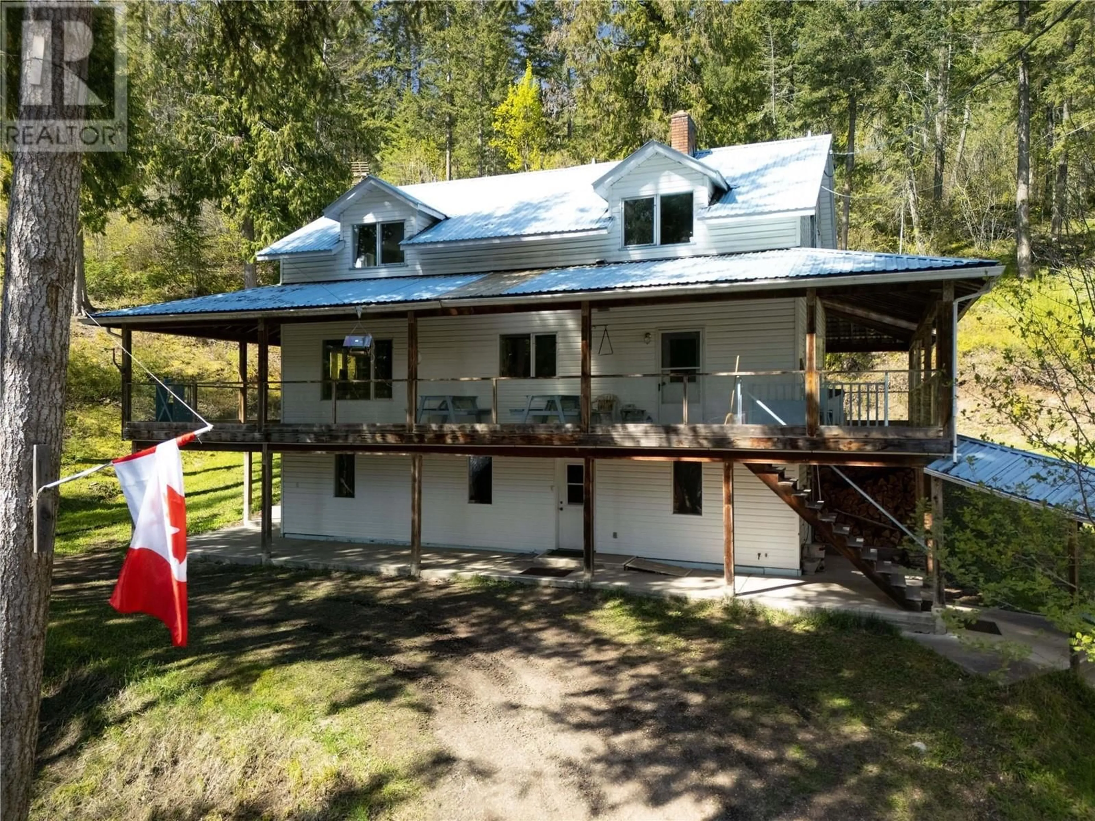 A pic from outside/outdoor area/front of a property/back of a property/a pic from drone, building for 394 GUNTER-ELLISON ROAD, Enderby British Columbia V4Y4G2