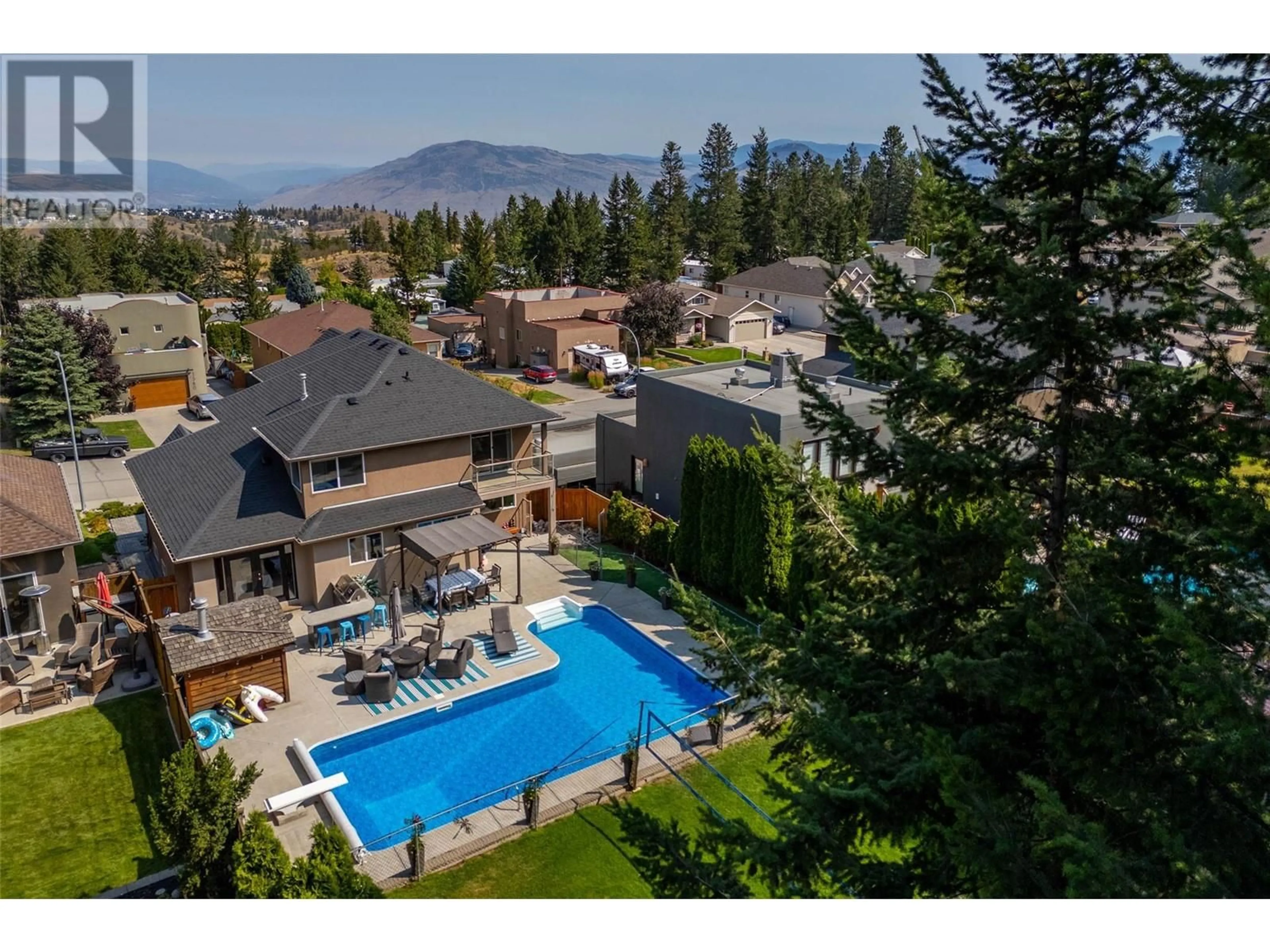 A pic from outside/outdoor area/front of a property/back of a property/a pic from drone, mountain view for 1559 WESTERDALE DRIVE, Kamloops British Columbia V1S1Y9