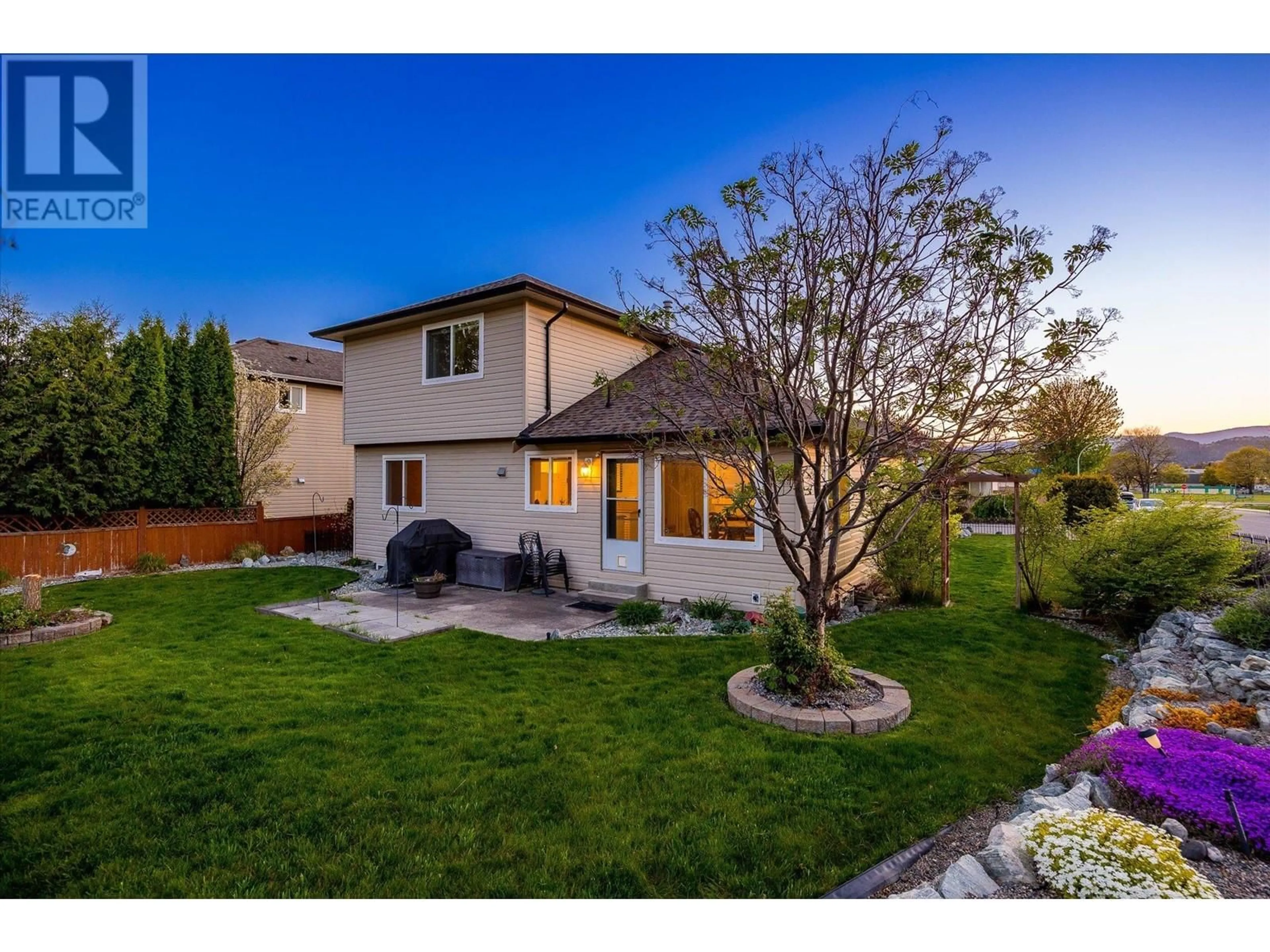 Unknown for 737 STOLTZ COURT, Kelowna British Columbia V1X7X7