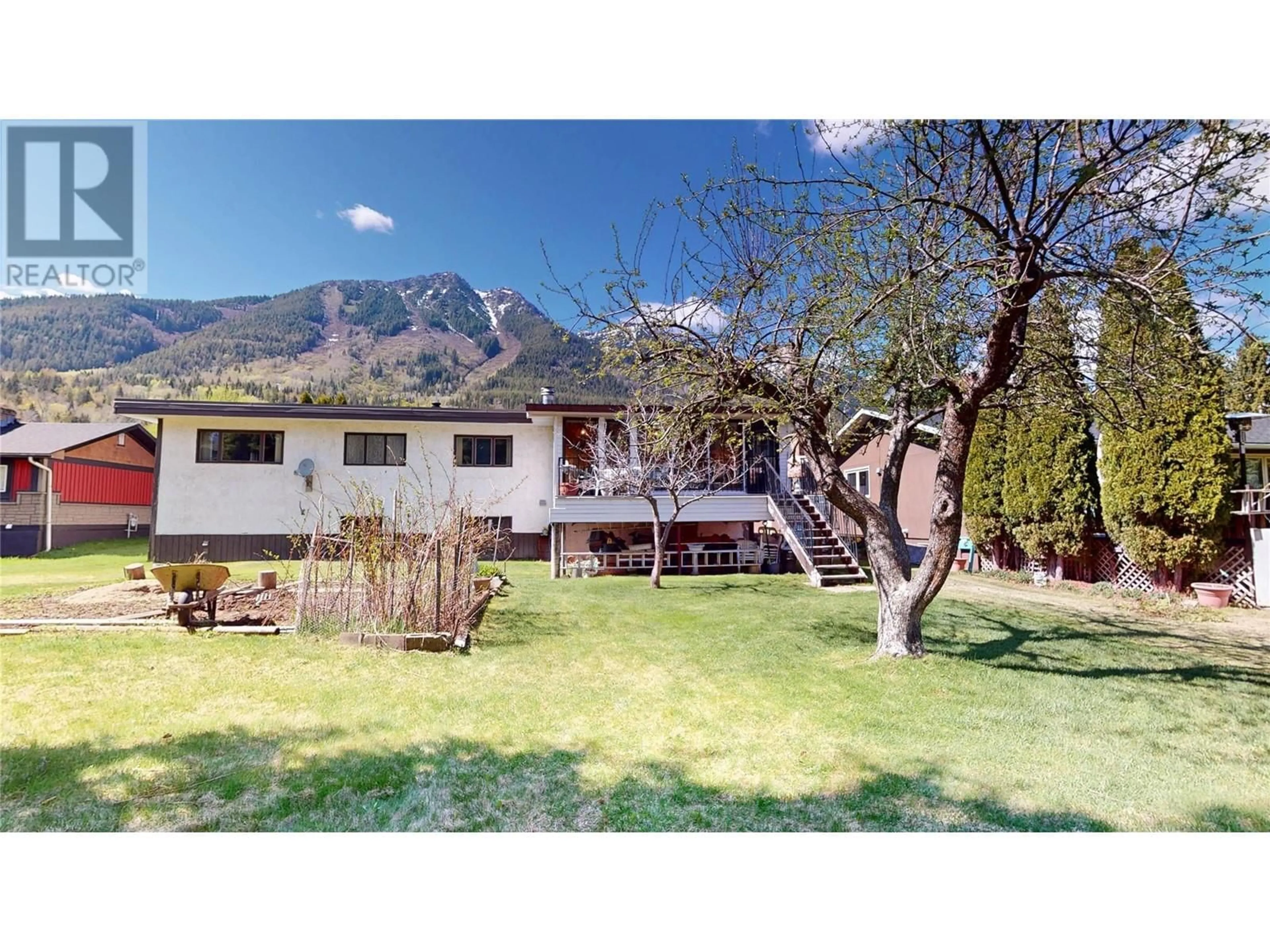 A pic from outside/outdoor area/front of a property/back of a property/a pic from drone, mountain view for 1698 MCKENZIE ROAD, Fernie British Columbia V0B1M5