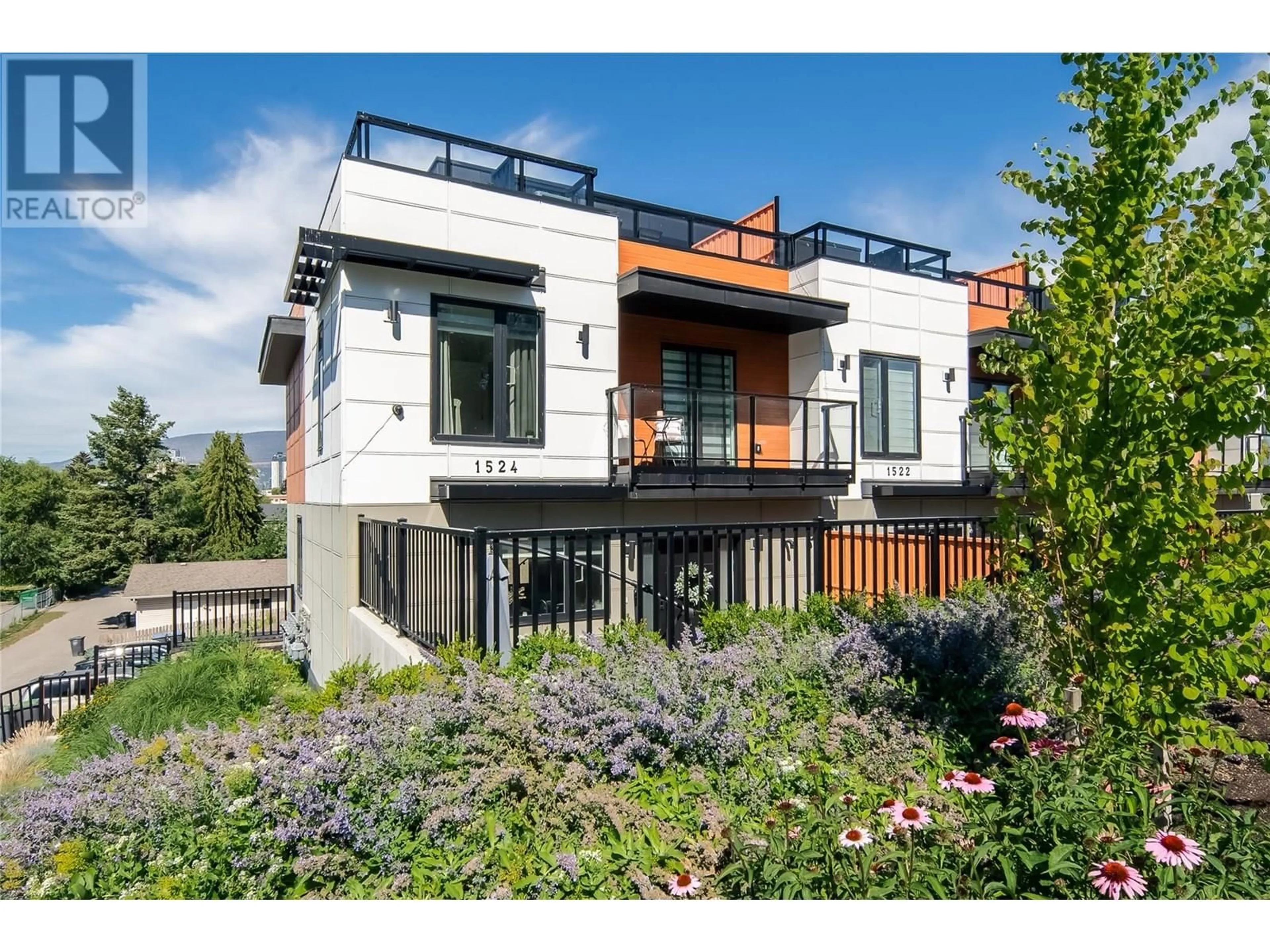 Home with brick exterior material, street for 1524 LAKEVIEW STREET, Kelowna British Columbia V1Y6R5