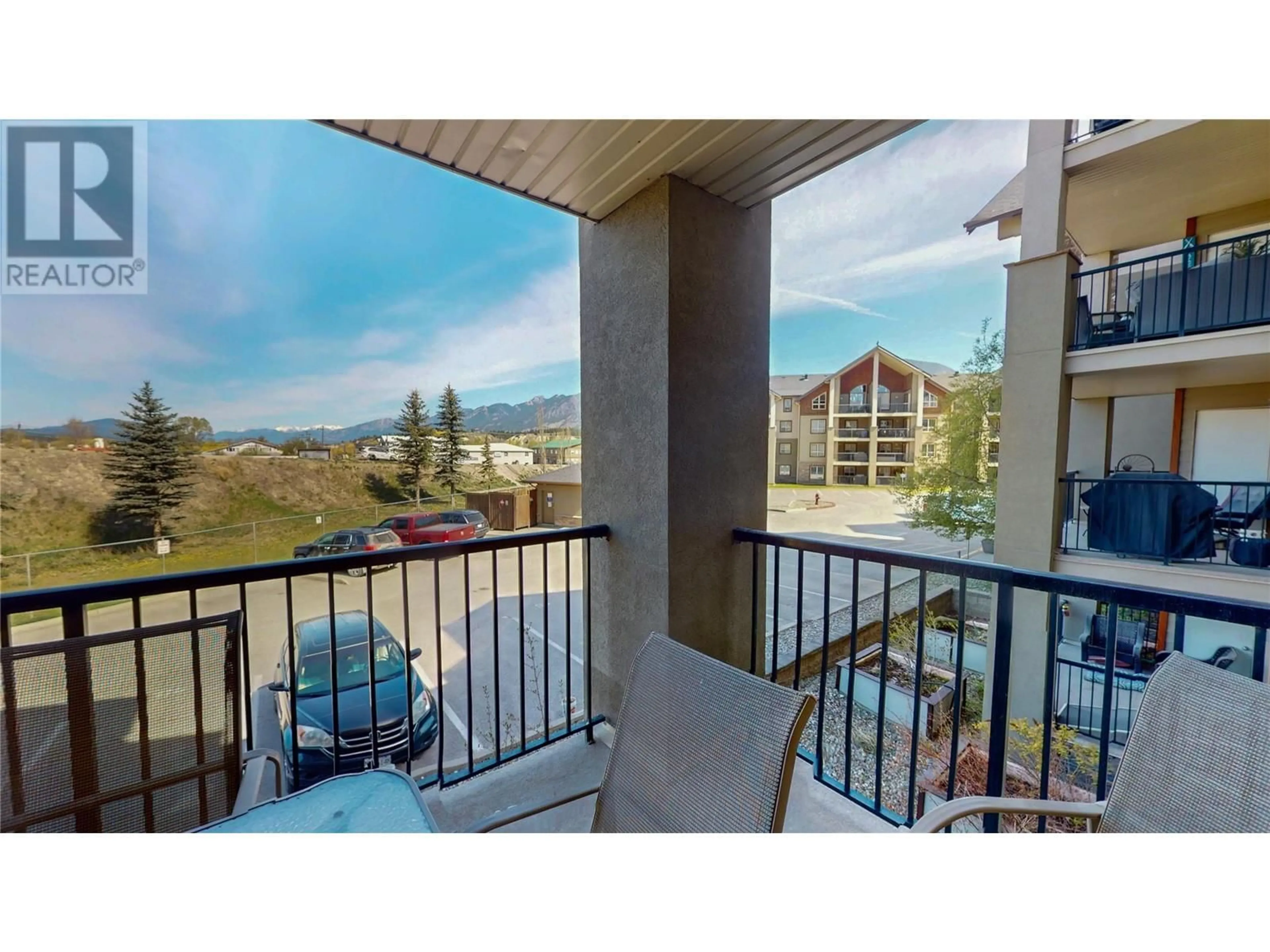 Balcony in the apartment, water/lake/river/ocean view for 1214 - 205 THIRD AVENUE, Invermere British Columbia V0A1K7