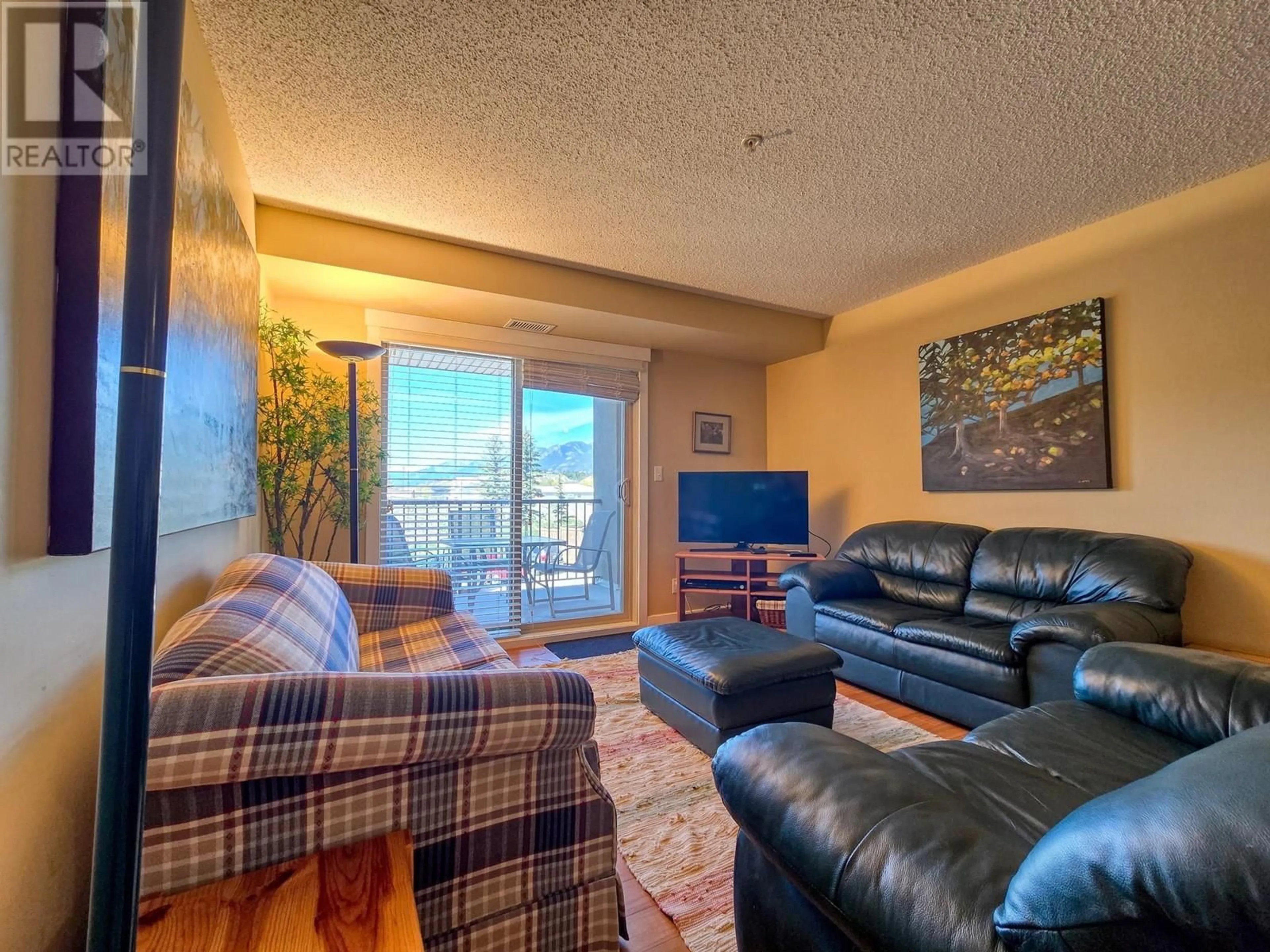 Living room with furniture, unknown for 1214 - 205 THIRD AVENUE, Invermere British Columbia V0A1K7