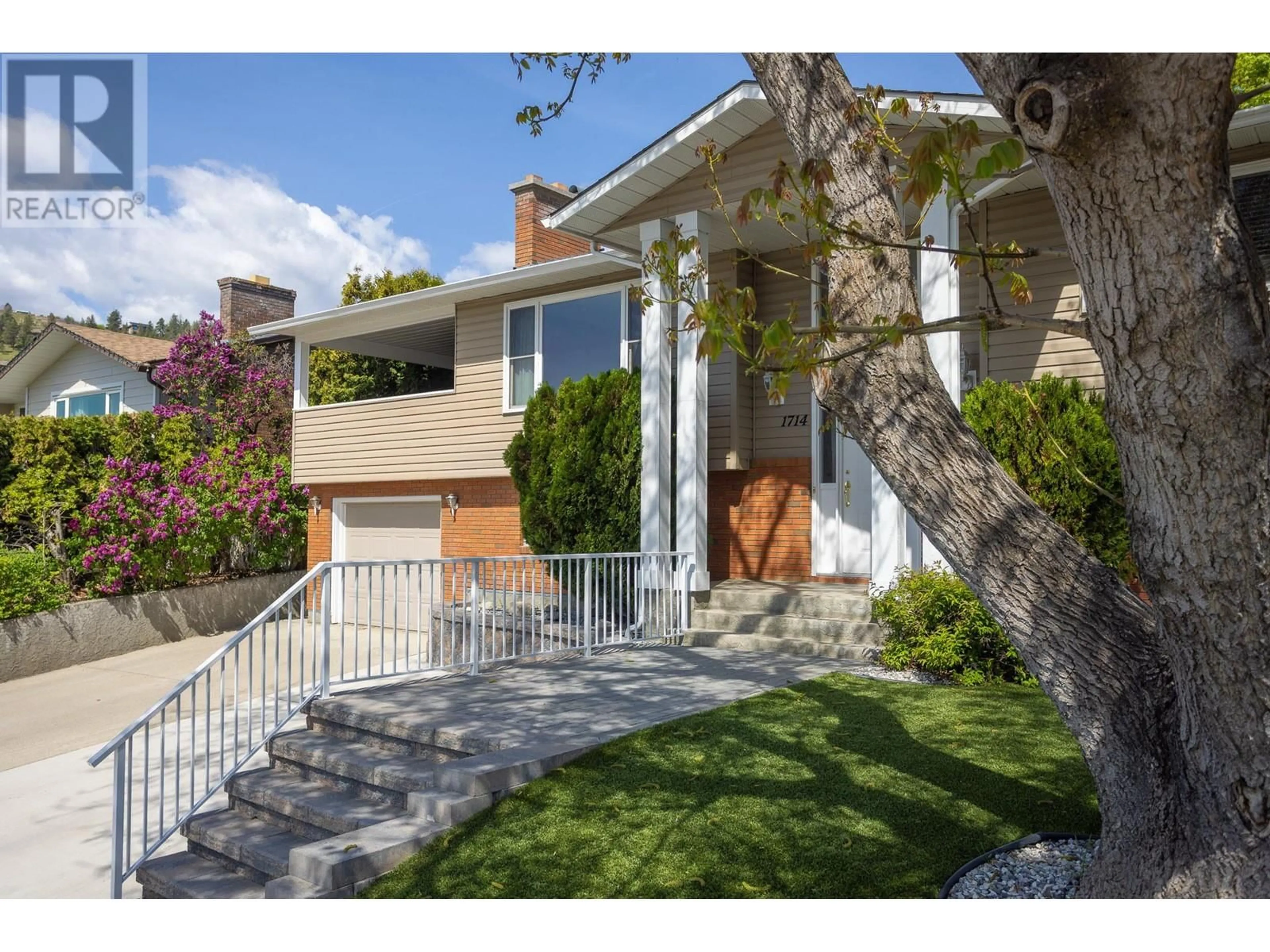 Unknown for 1714 SONORA DRIVE, Kelowna British Columbia V1Y8K7