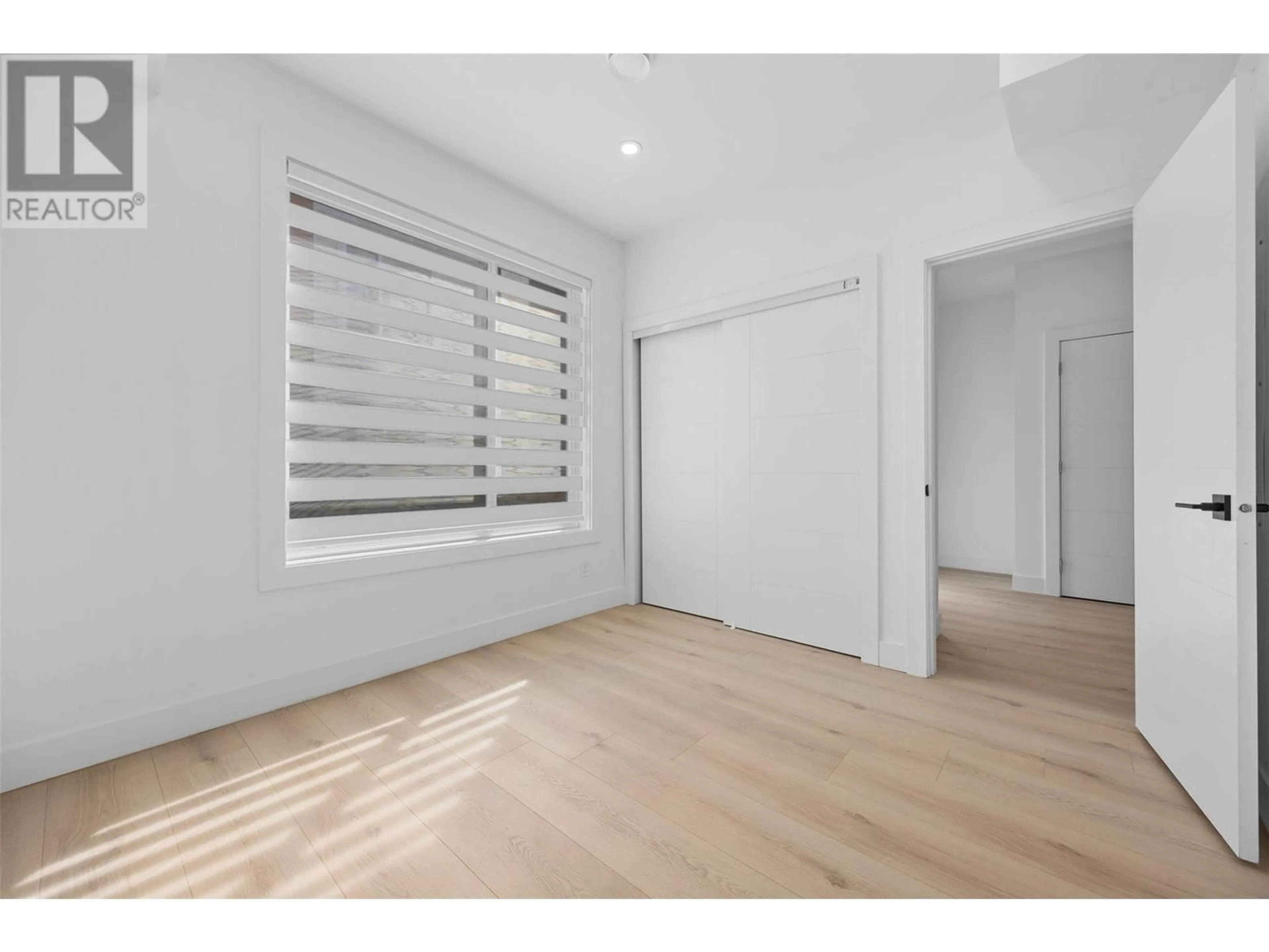 A pic of a room for 750 RAYMER AVENUE, Kelowna British Columbia V1Y4Z8