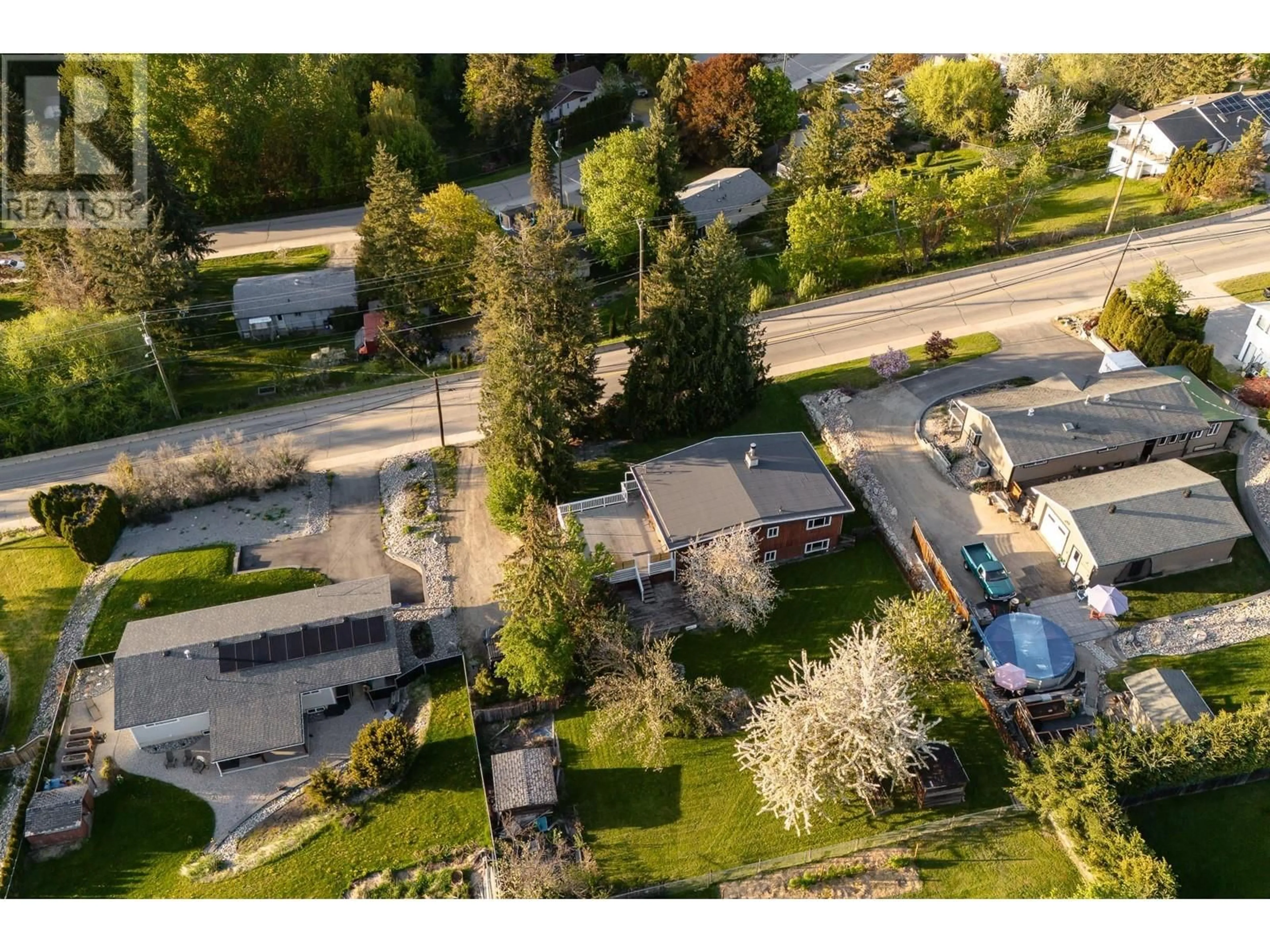 A pic from outside/outdoor area/front of a property/back of a property/a pic from drone, street for 2190 OKANAGAN AVENUE SOUTHEAST, Salmon Arm British Columbia V1E1H4