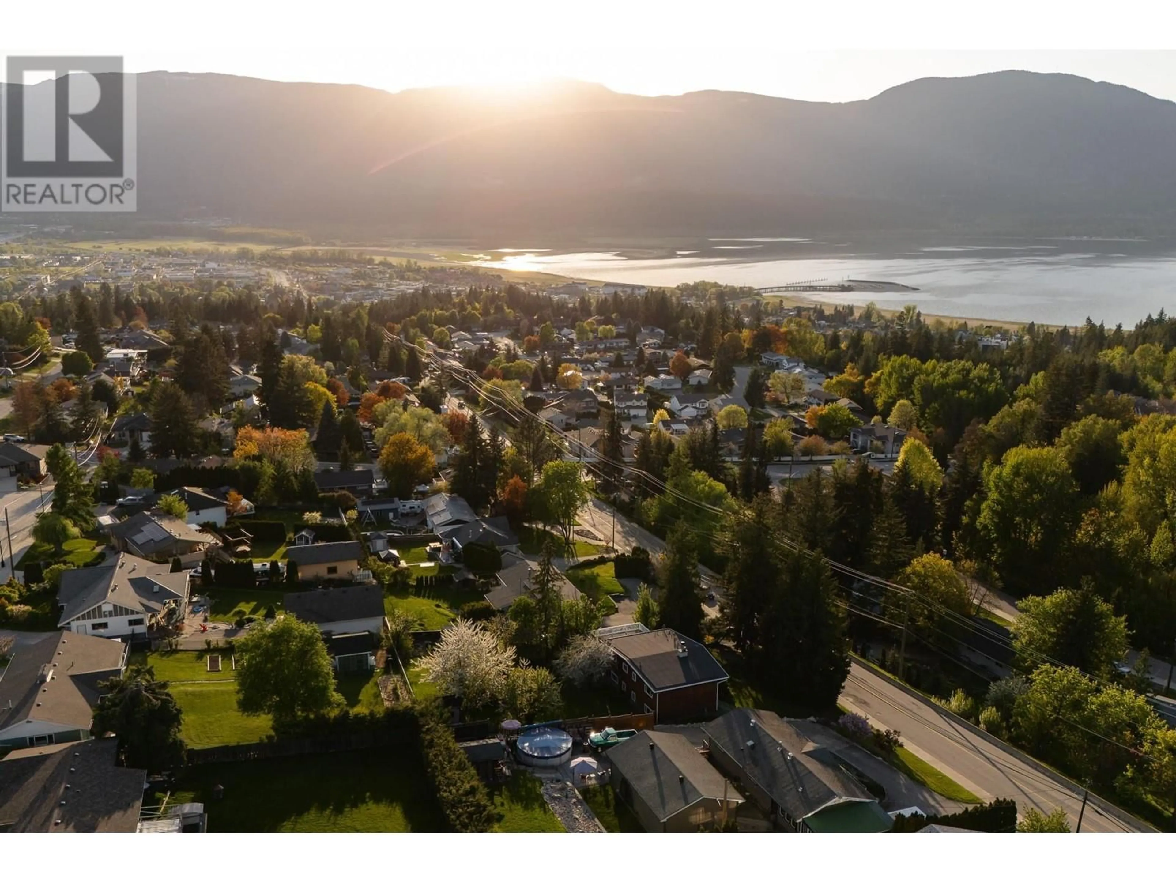 A pic from outside/outdoor area/front of a property/back of a property/a pic from drone, water/lake/river/ocean view for 2190 OKANAGAN AVENUE SOUTHEAST, Salmon Arm British Columbia V1E1H4