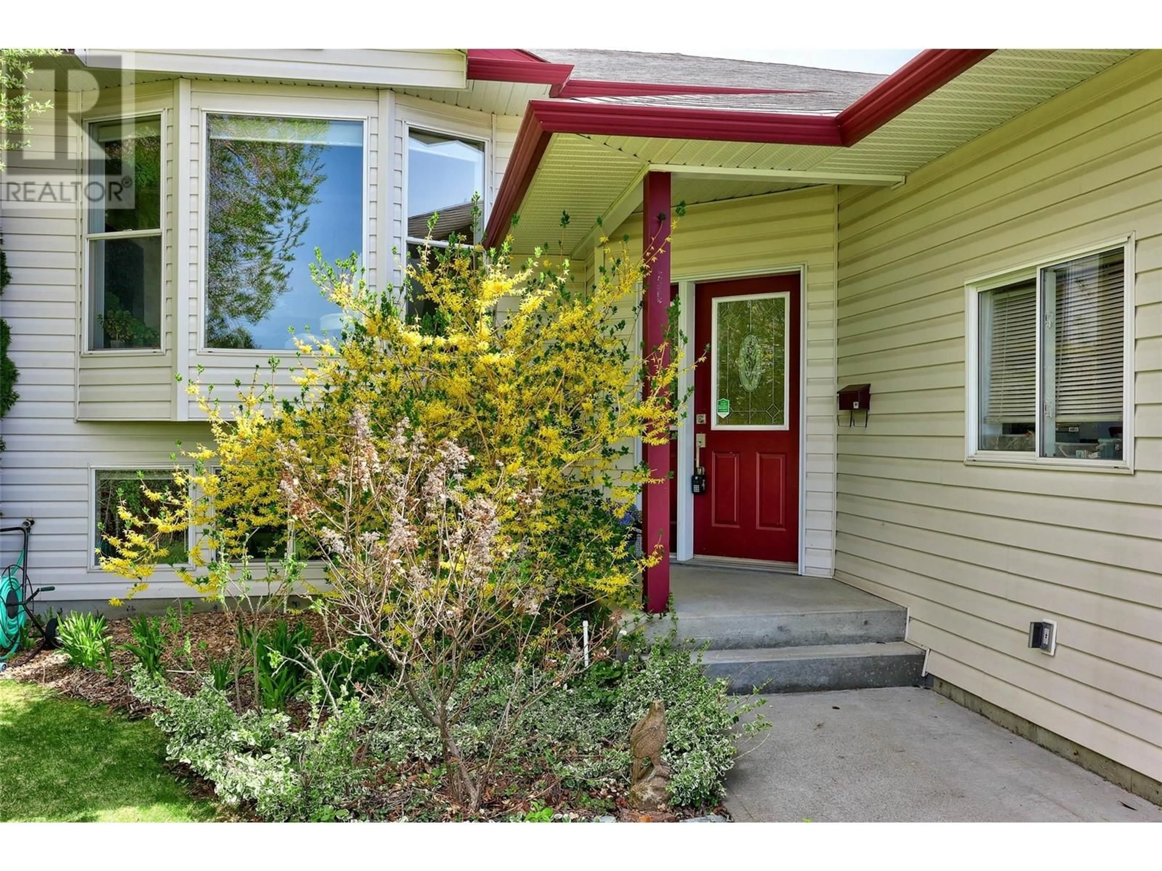 Unknown for 2336 WHITBURN CRESCENT, Kamloops British Columbia V1S1W4