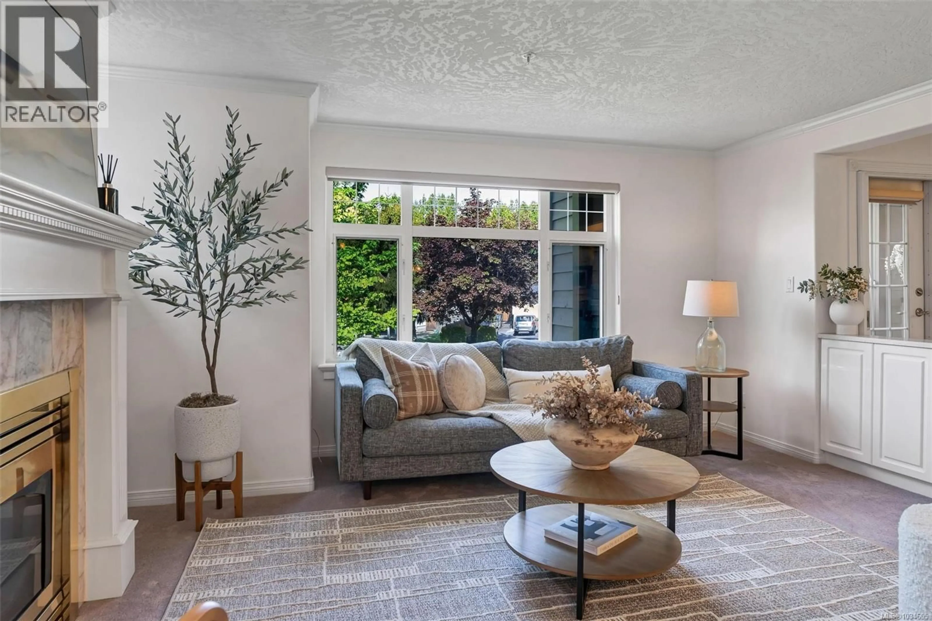 Living room with furniture, unknown for 216 - 4490 CHATTERTON WAY, Saanich British Columbia V8X5H7