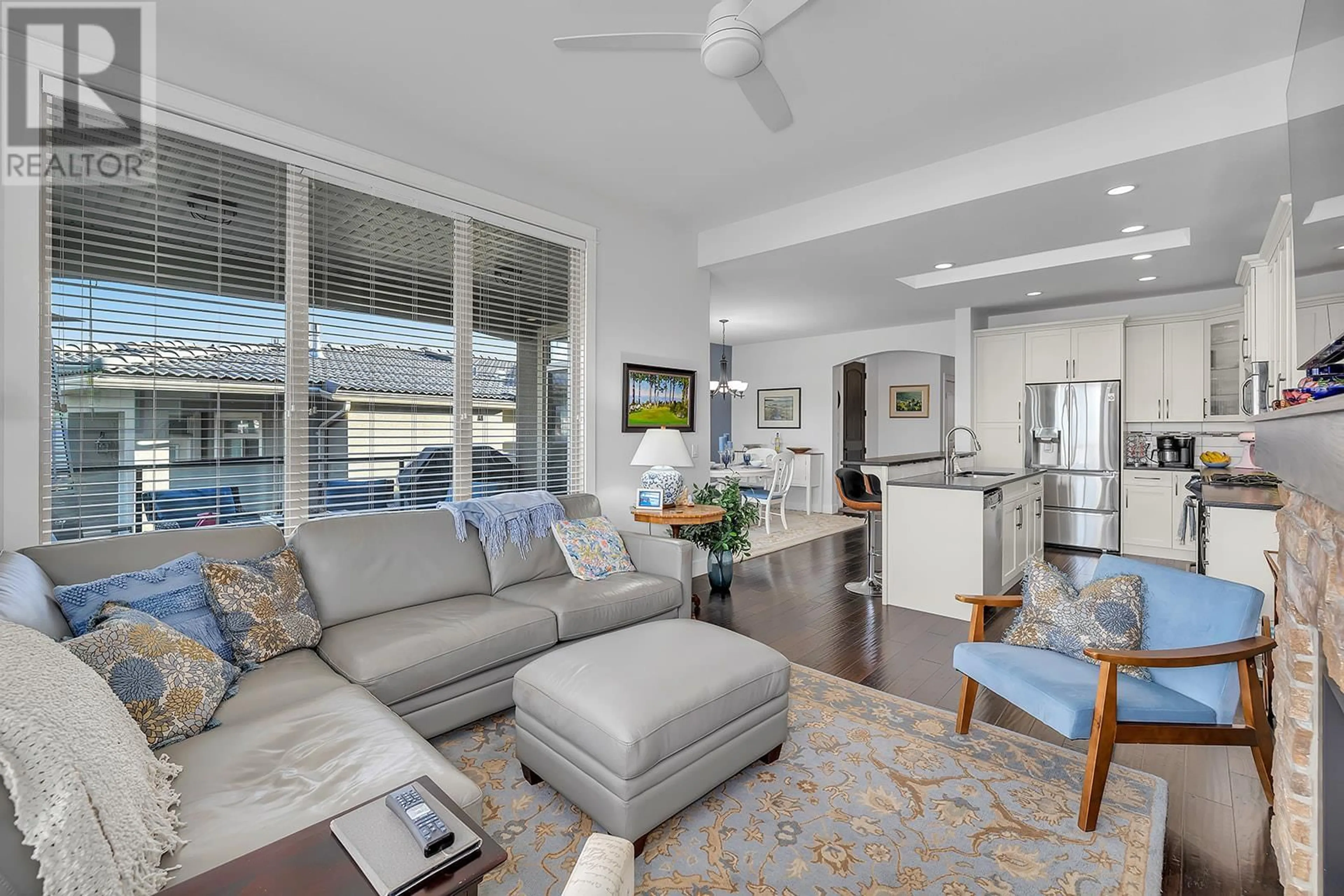Living room with furniture, unknown for 1605 MARINA WAY, West Kelowna British Columbia V1Z4E1