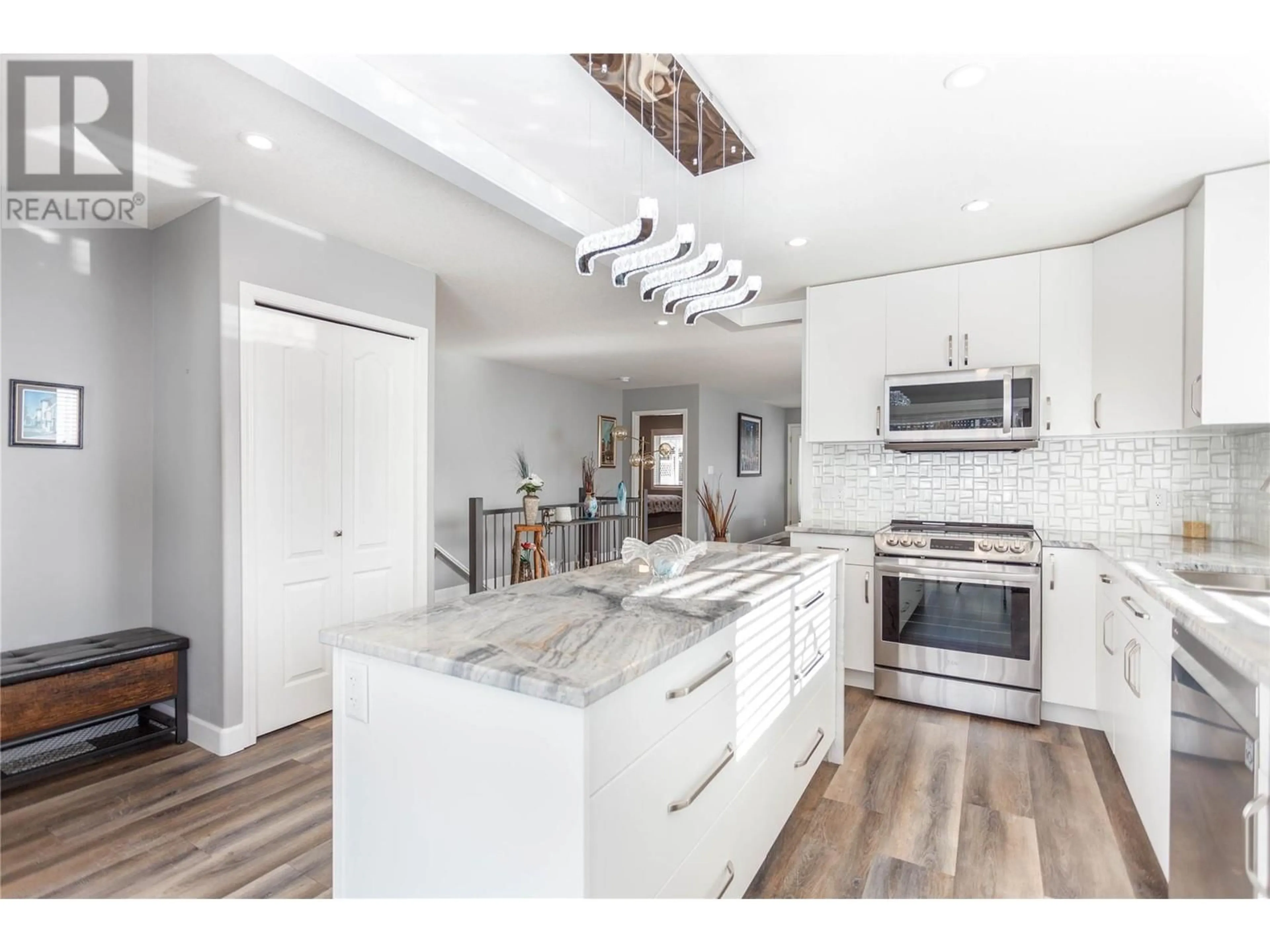 Open concept kitchen, unknown for 4 - 2675 PINE AVENUE, Lumby British Columbia V0E2G5