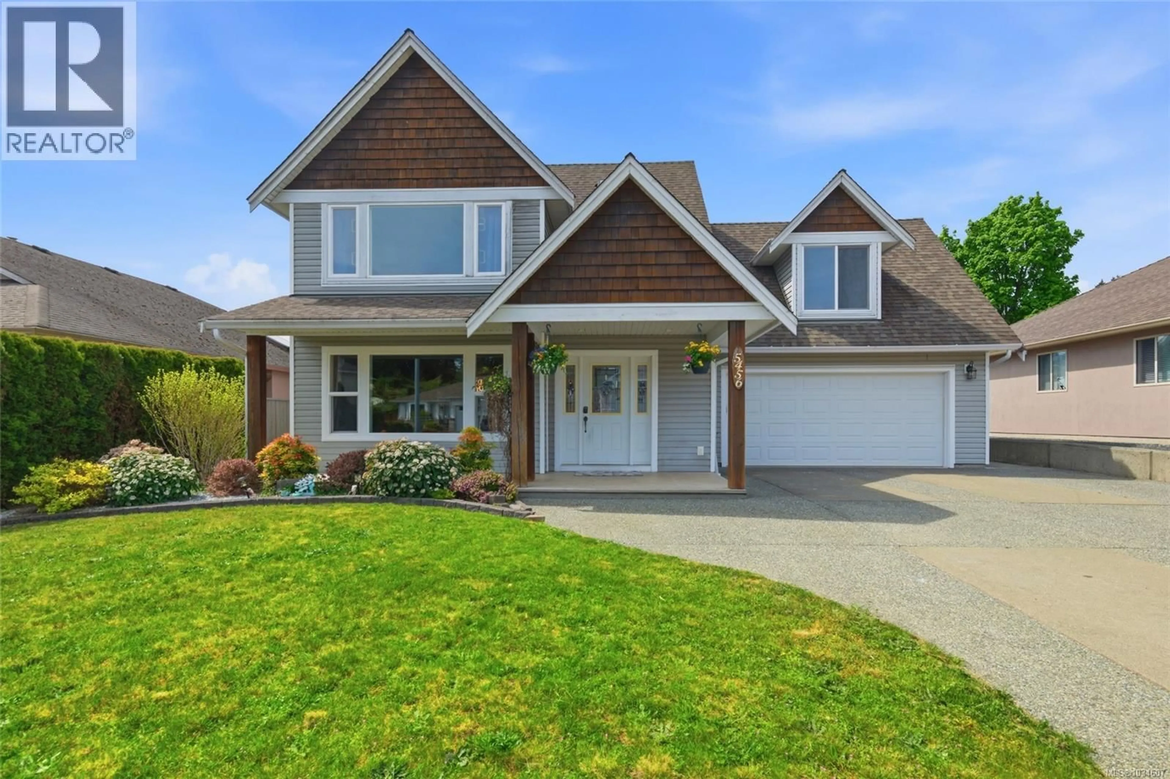 Home with vinyl exterior material, street for 5456 WESTPORTE PLACE, Port Alberni British Columbia V9Y8E4