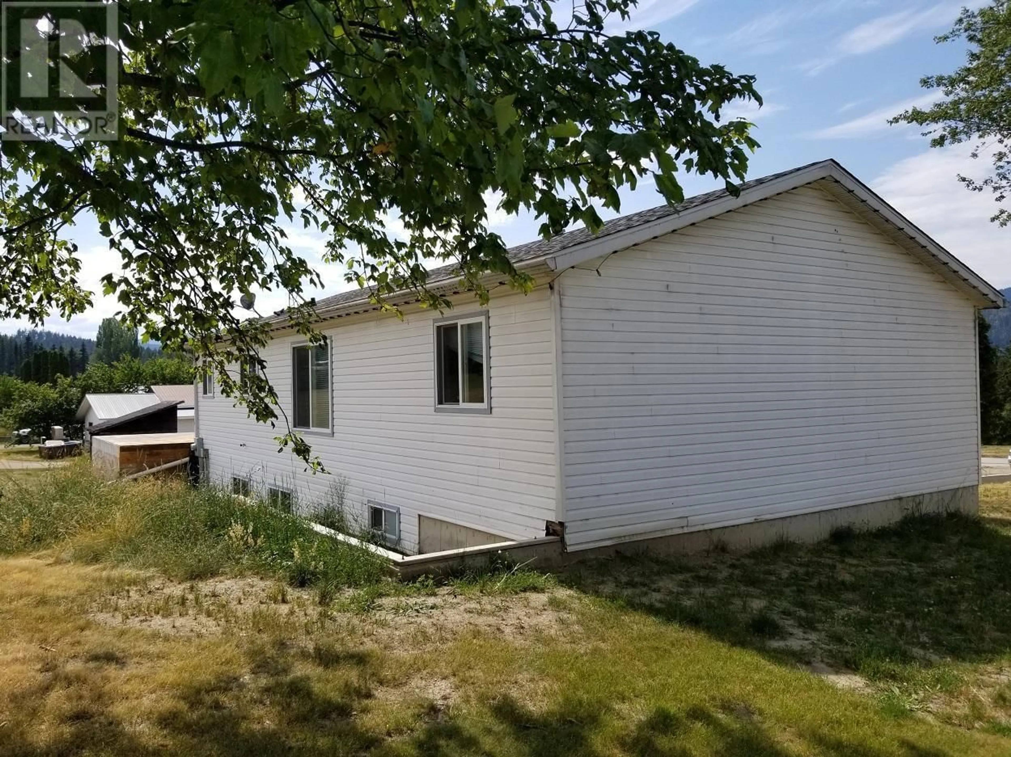 Unknown for 129 OAK STREET, Fauquier British Columbia V0G1K0
