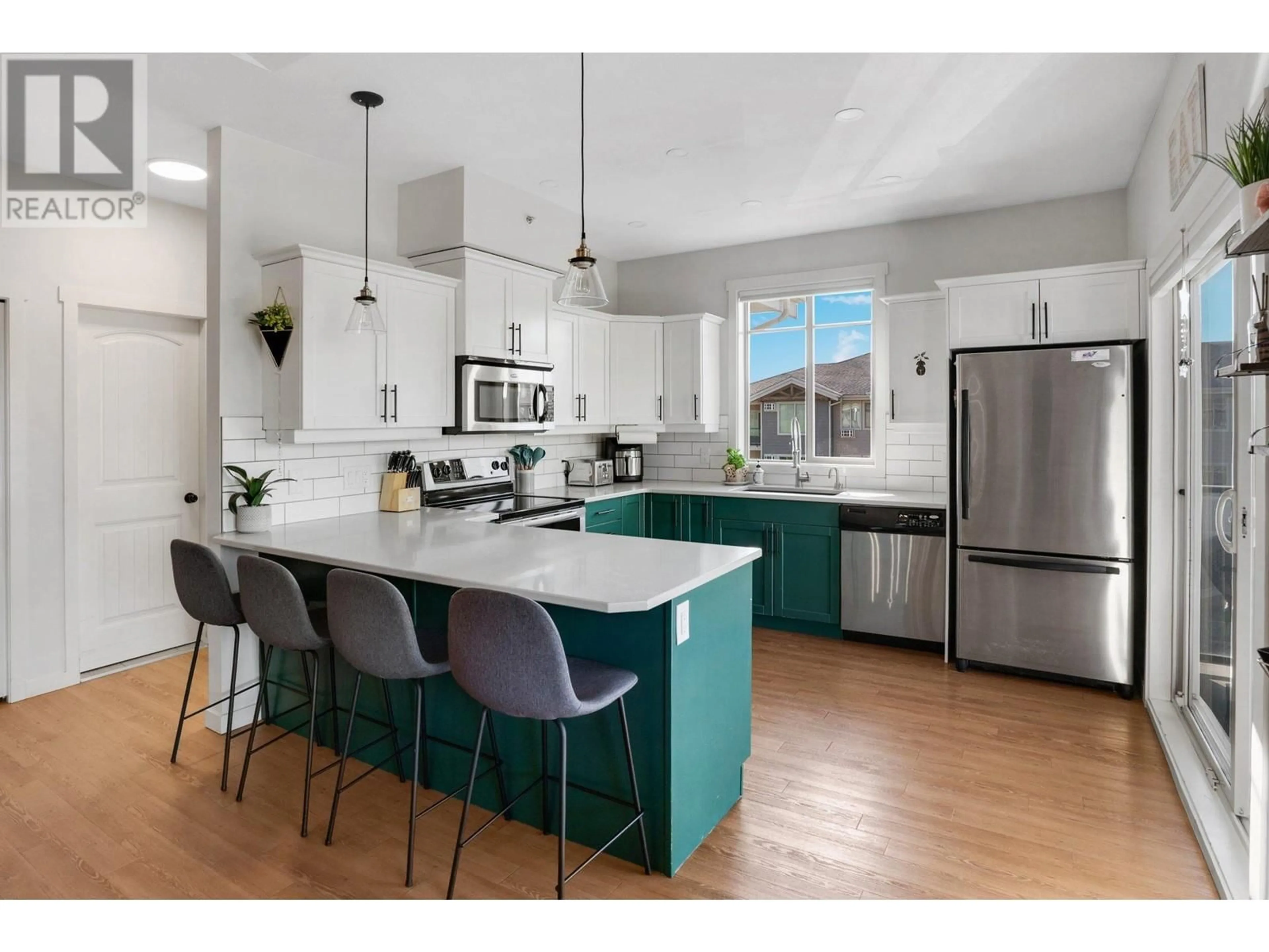 Open concept kitchen, unknown for 403 - 3739 CASORSO ROAD, Kelowna British Columbia V1W5E8