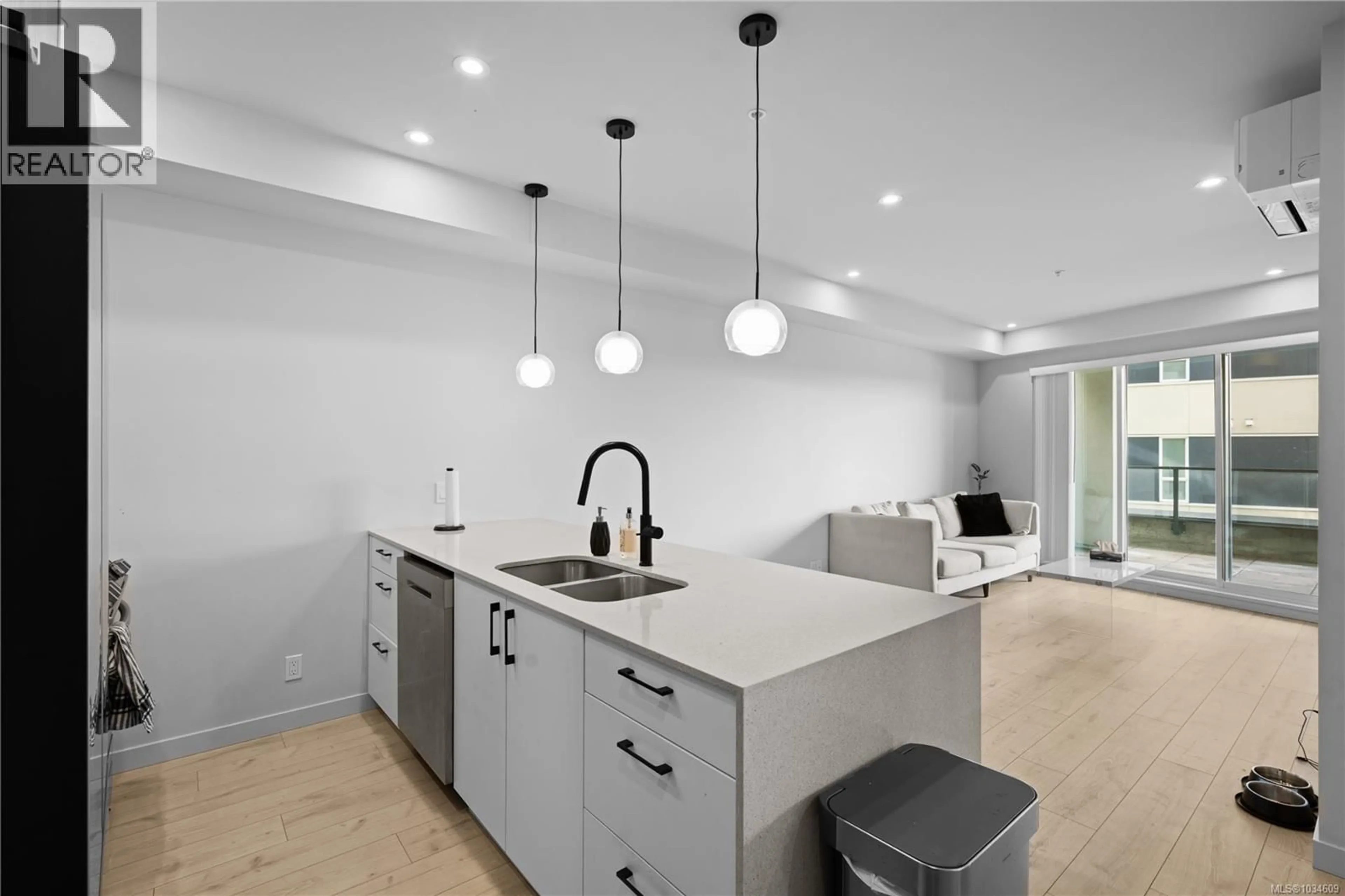 Contemporary kitchen, unknown for 205 - 947 WHIRLAWAY CRESCENT, Langford British Columbia V9B6Z9