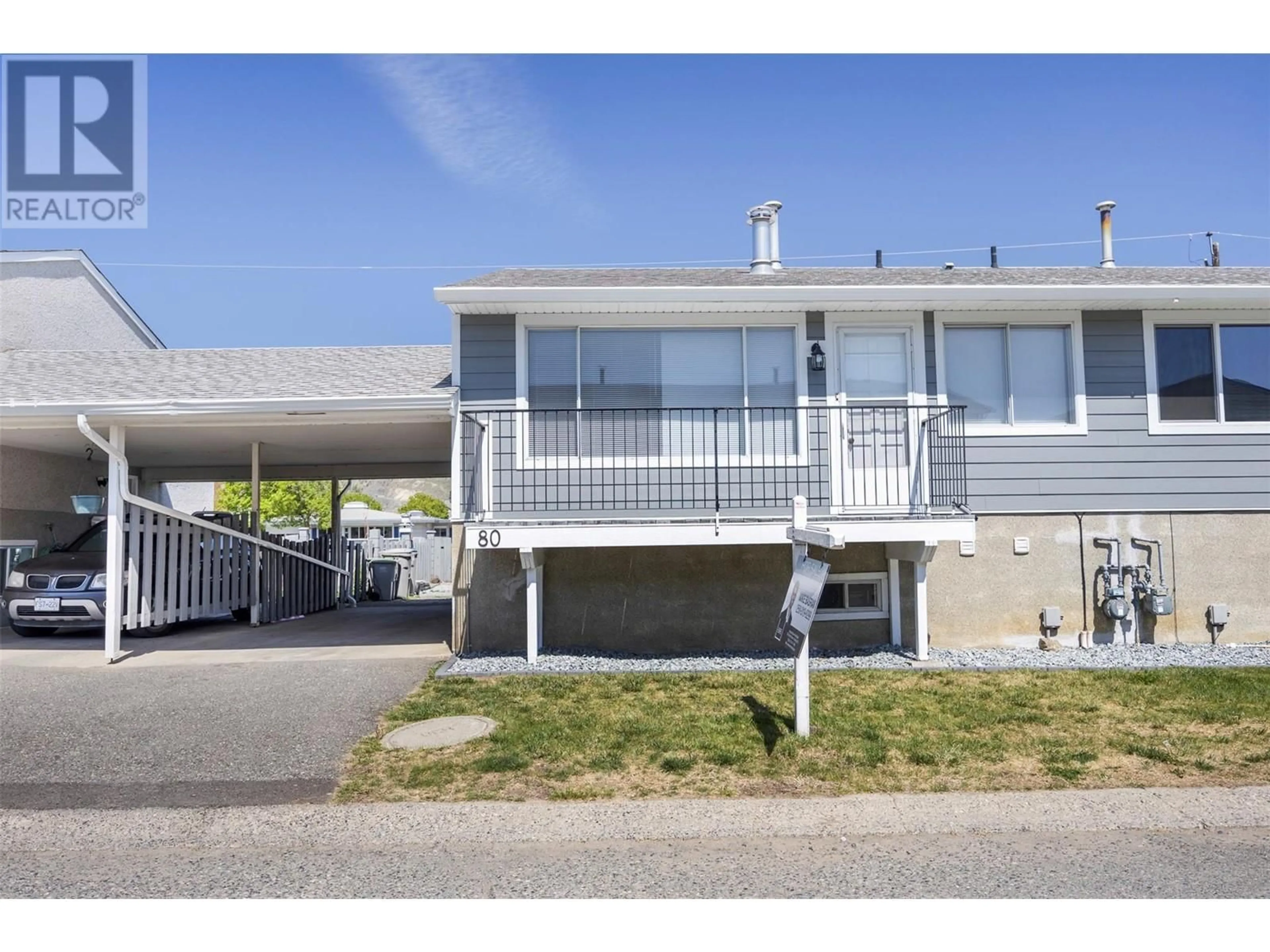 Home with vinyl exterior material, street for 80 - 800 VALHALLA DRIVE DRIVE, Kamloops British Columbia V2H1T7