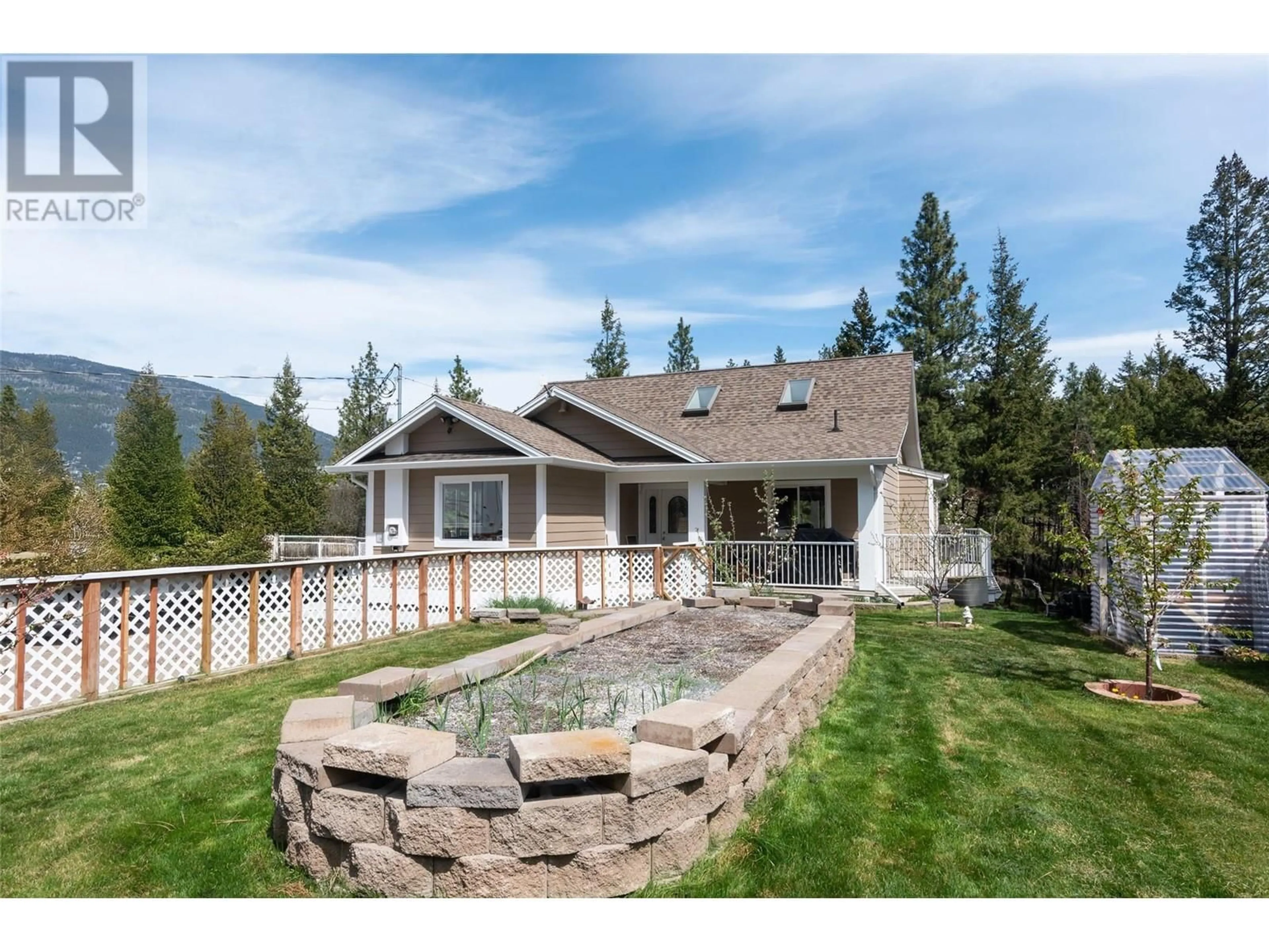 Unknown for 674 MUIR ROAD, Kelowna British Columbia V1Z3W2