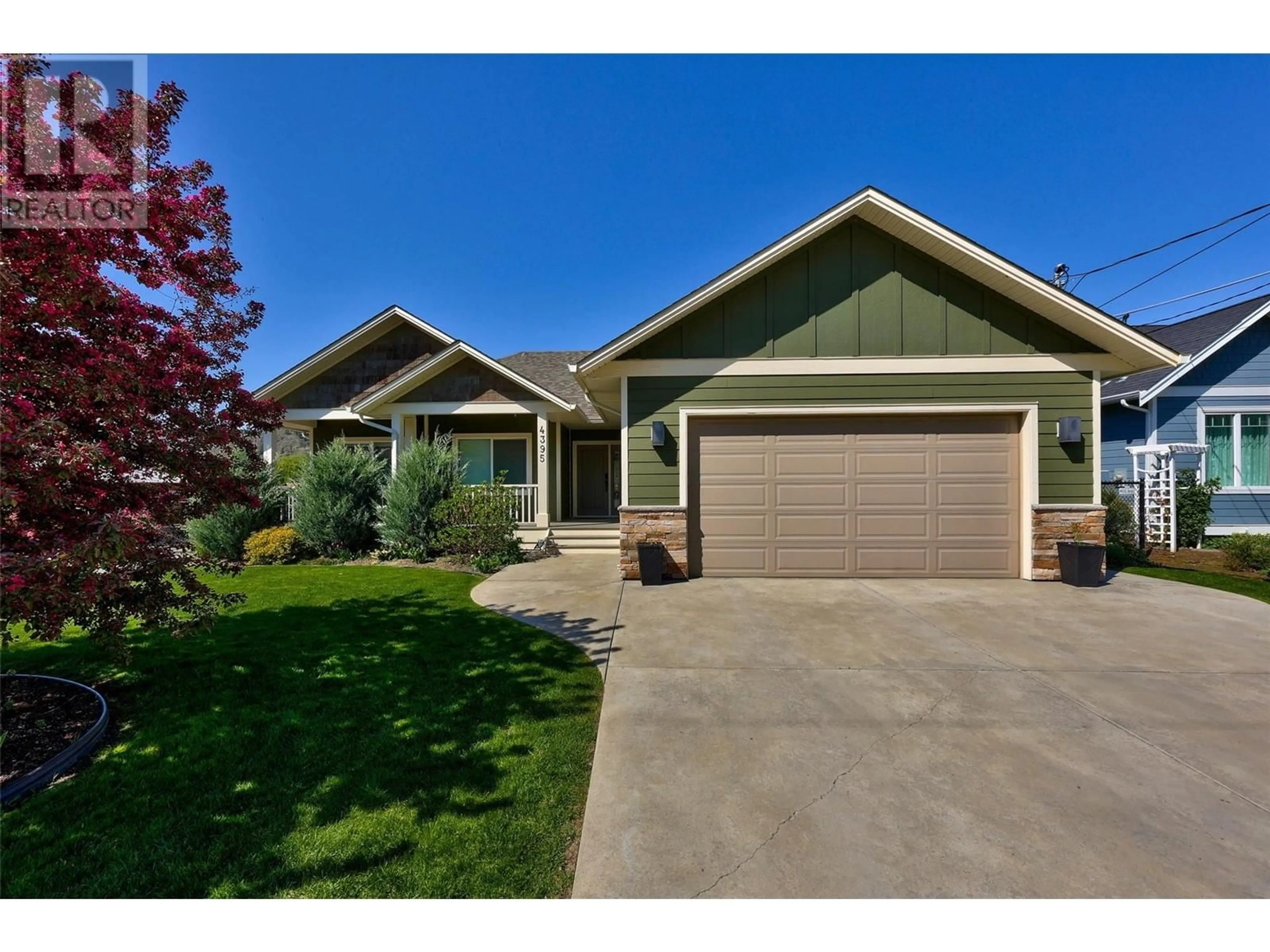 Home with vinyl exterior material, street for 4395 SPURRAWAY ROAD, Kamloops British Columbia V2H1L2