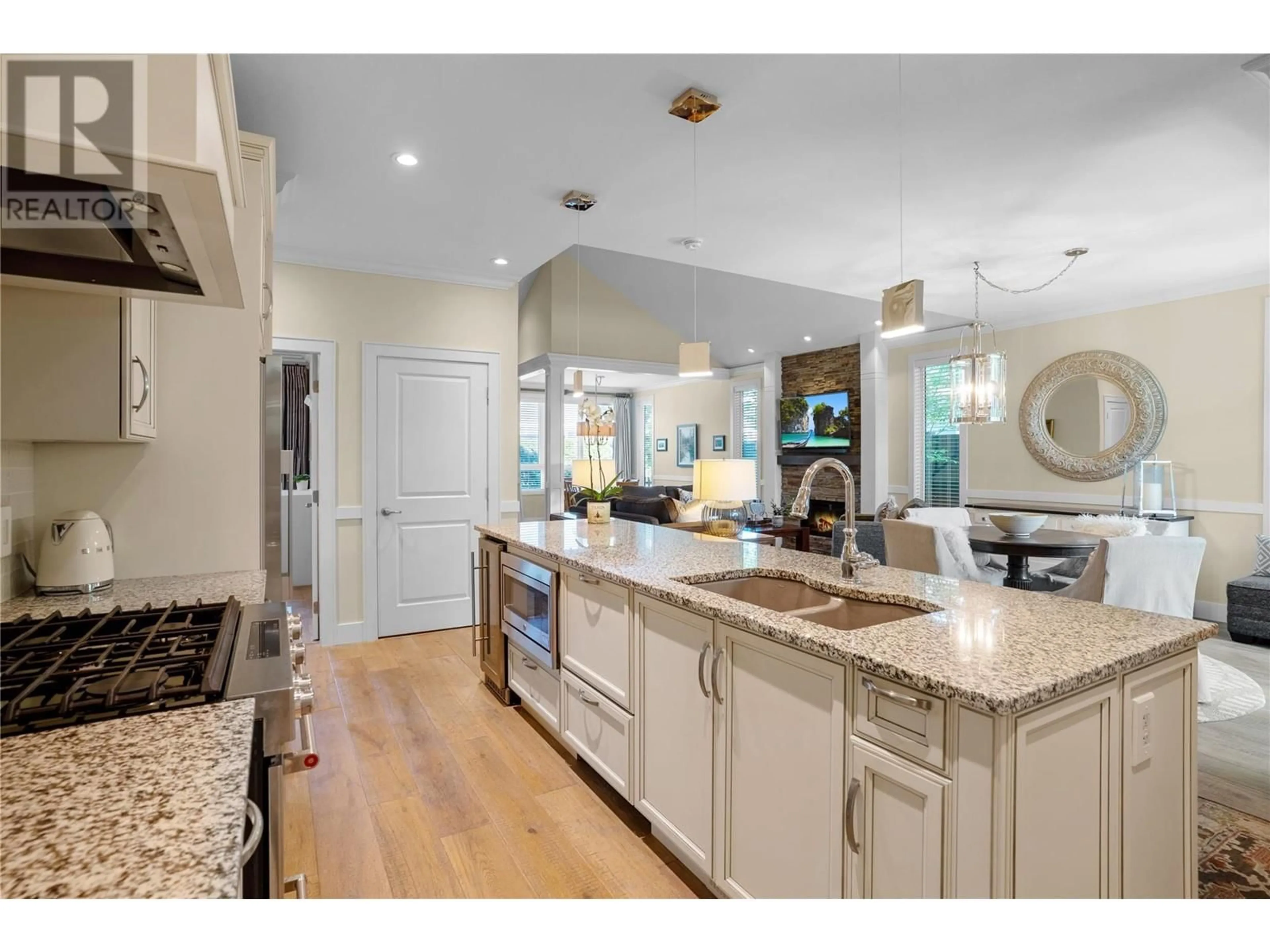 Open concept kitchen, unknown for 40 - 1960 KLO ROAD, Kelowna British Columbia V1W5L2