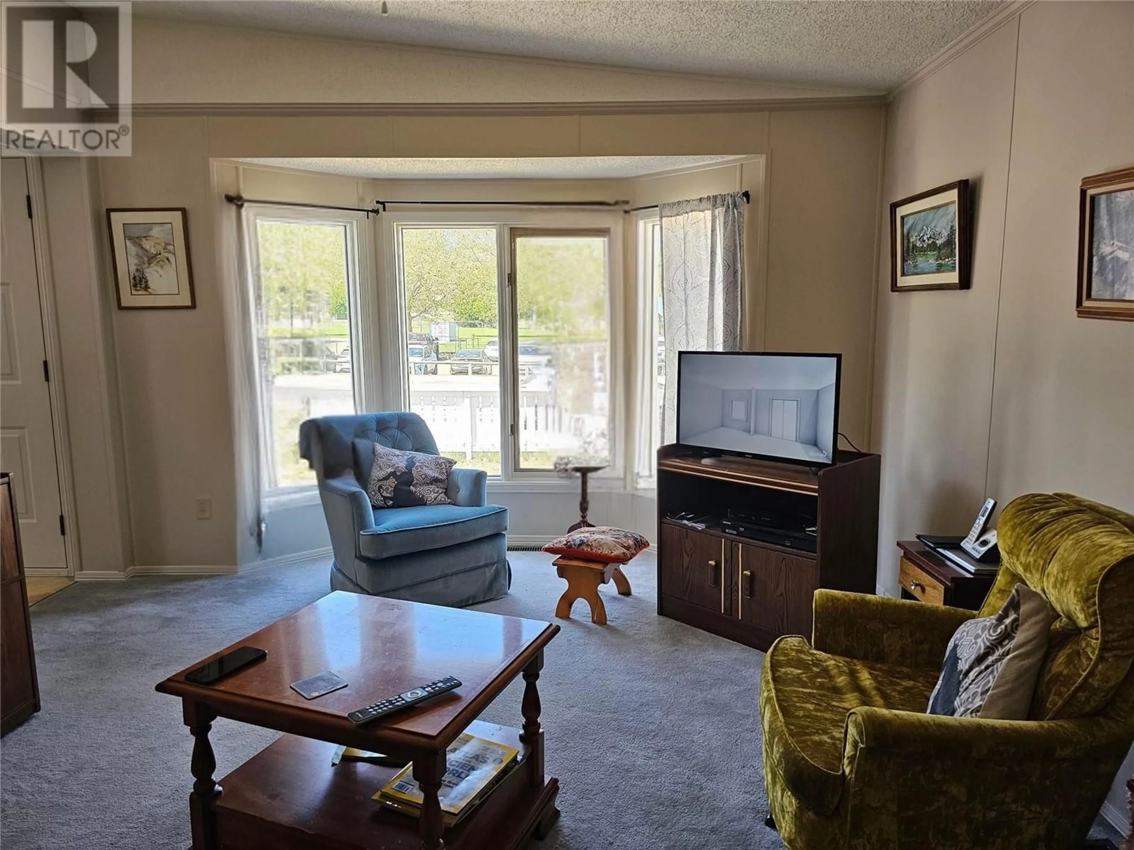 Living room with furniture, unknown for 29 - 6677 PARK DRIVE, Oliver British Columbia V0H1T0