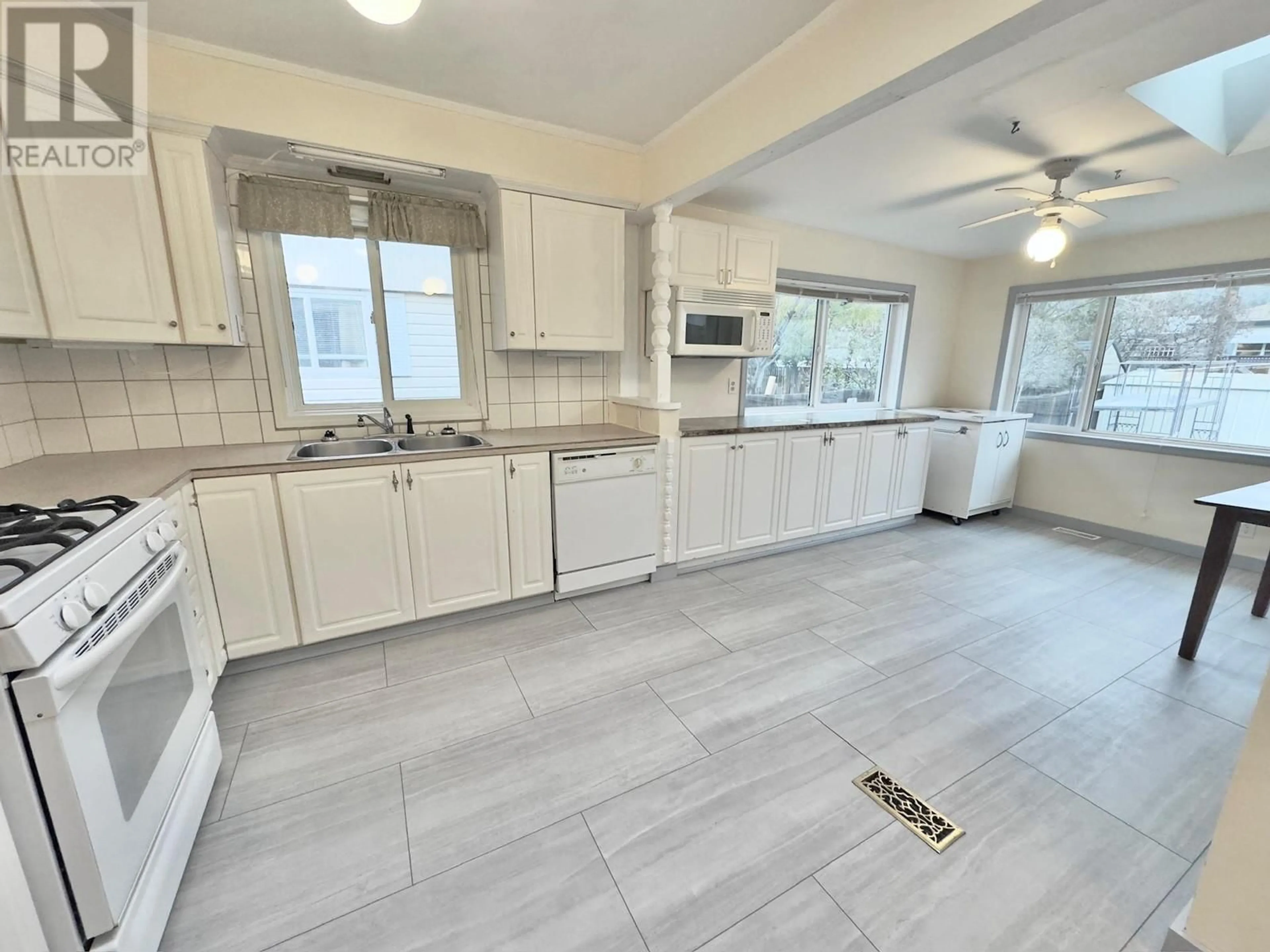 Unknown for 199 WILTON CRESCENT, Penticton British Columbia V2A3A3