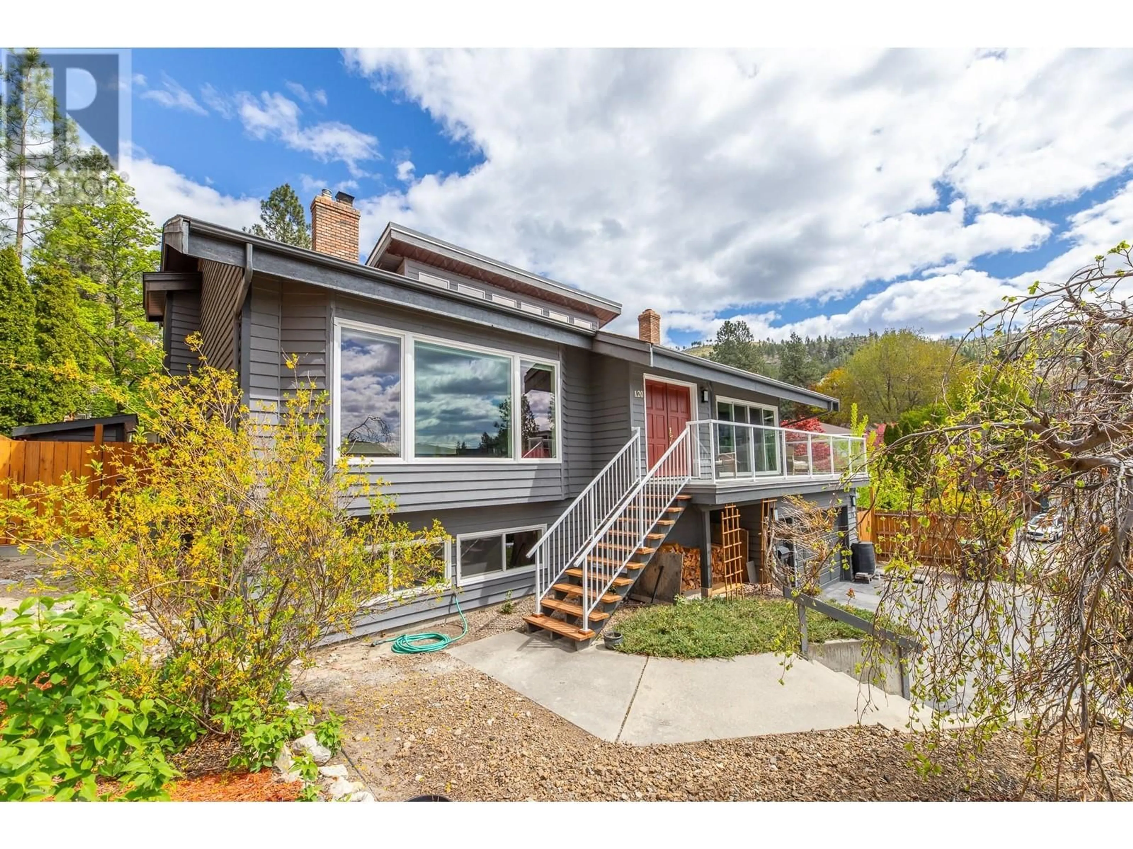 Home with vinyl exterior material, mountain view for 120 PONDEROSA PLACE, Penticton British Columbia V2A7Y8