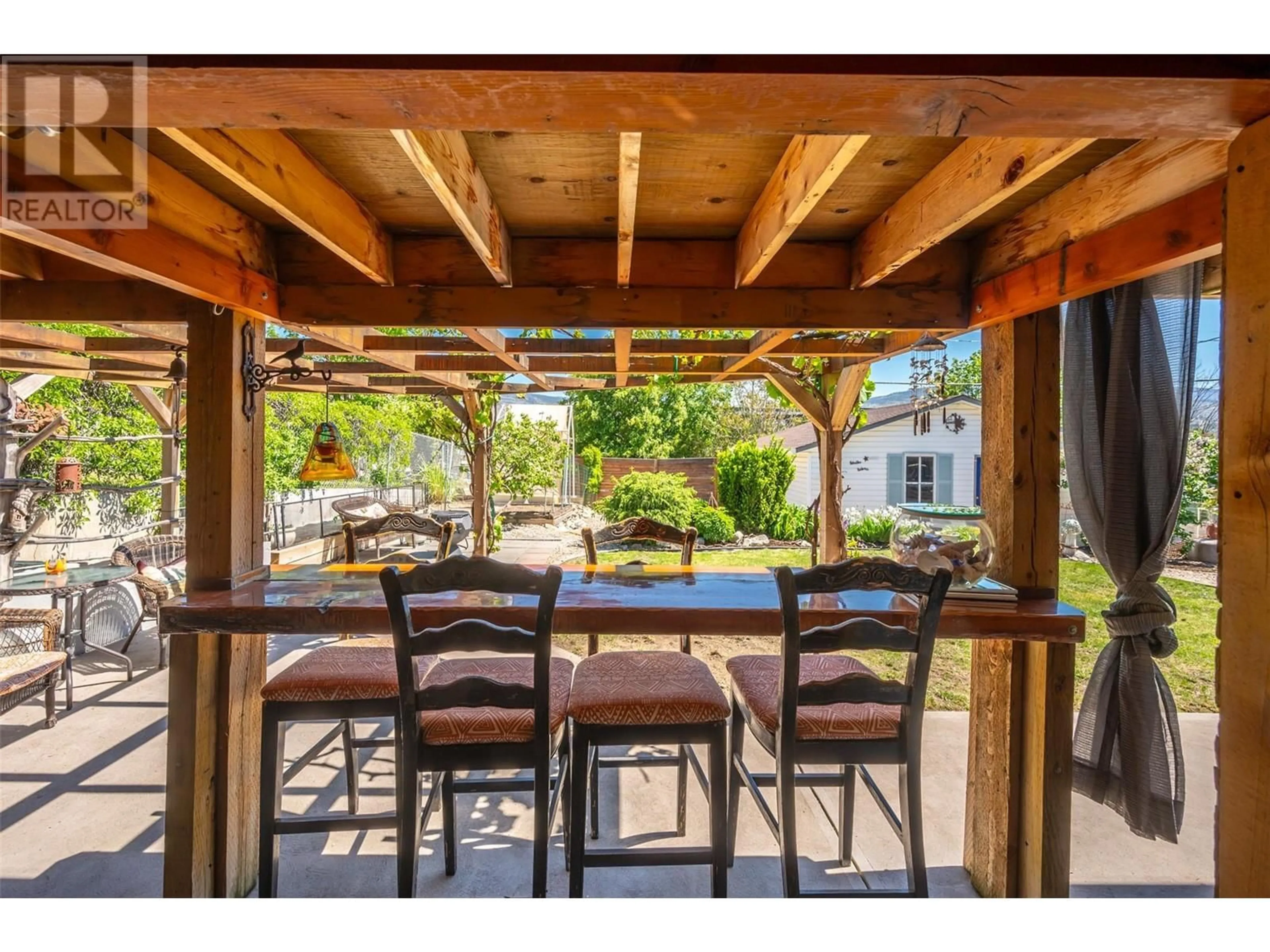 Patio, unknown for 5957 OKANAGAN STREET, Oliver British Columbia V0H1T0